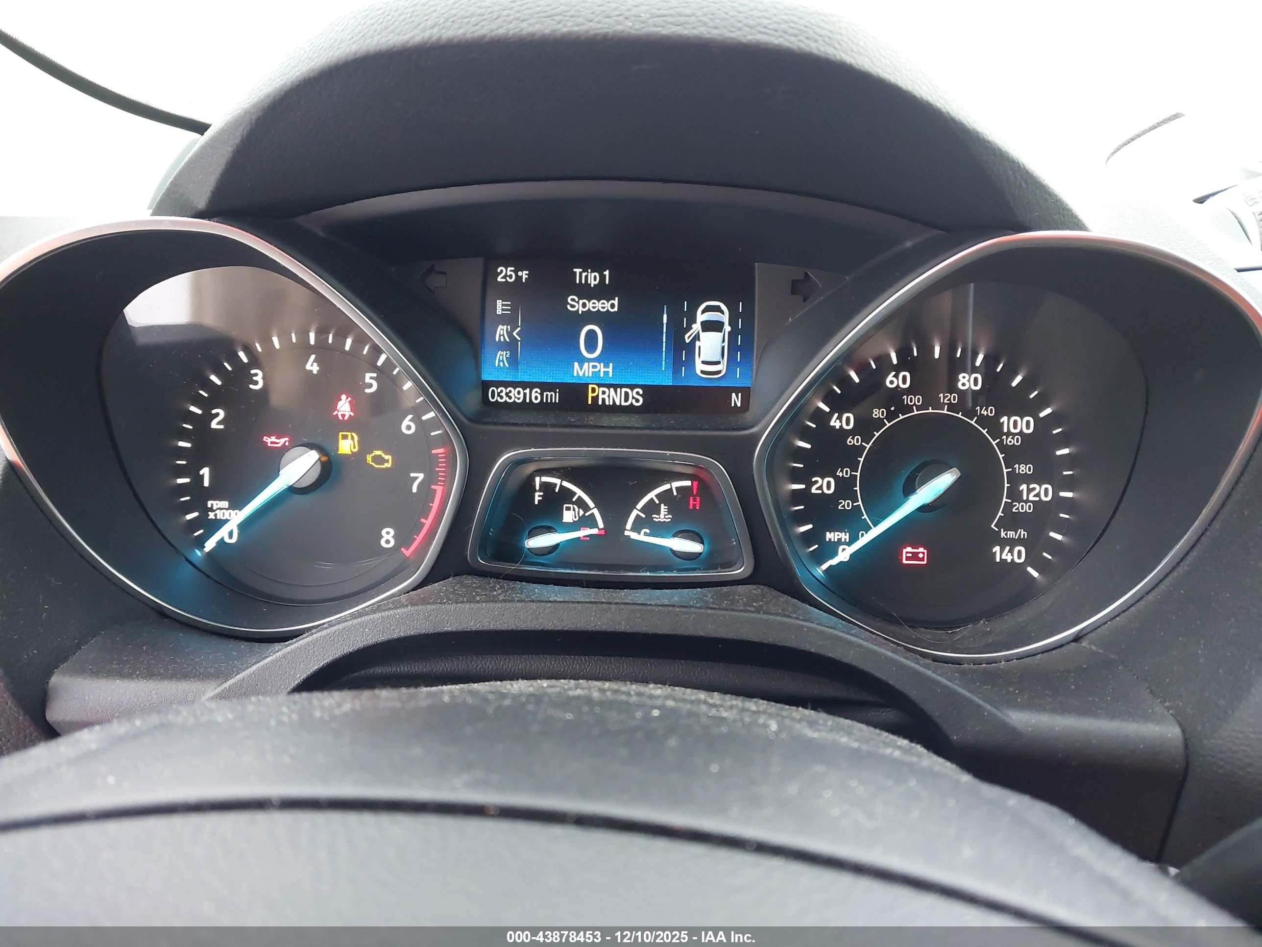 FORD ESCAPE image 7