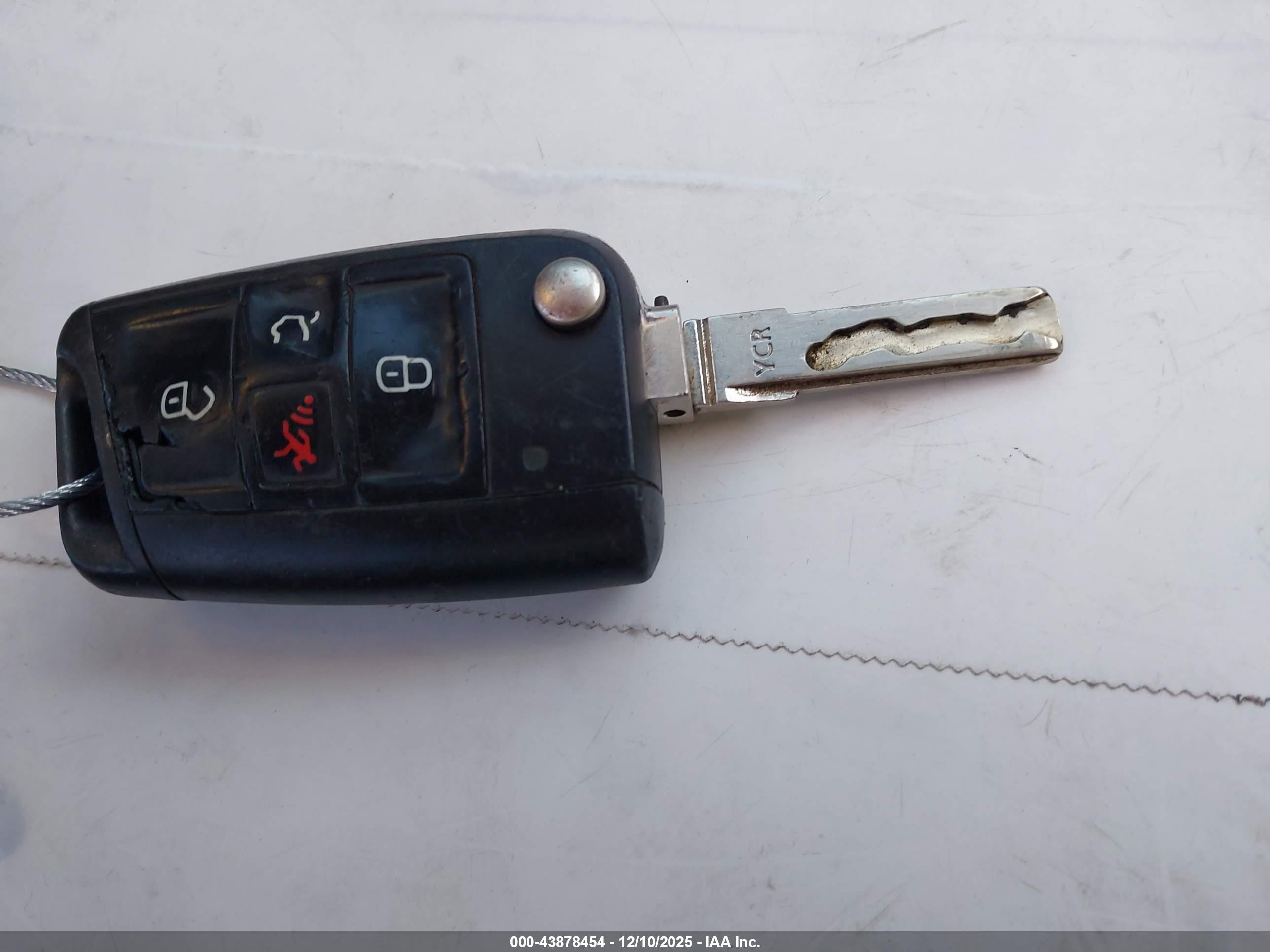 VOLKSWAGEN GOLF image 11