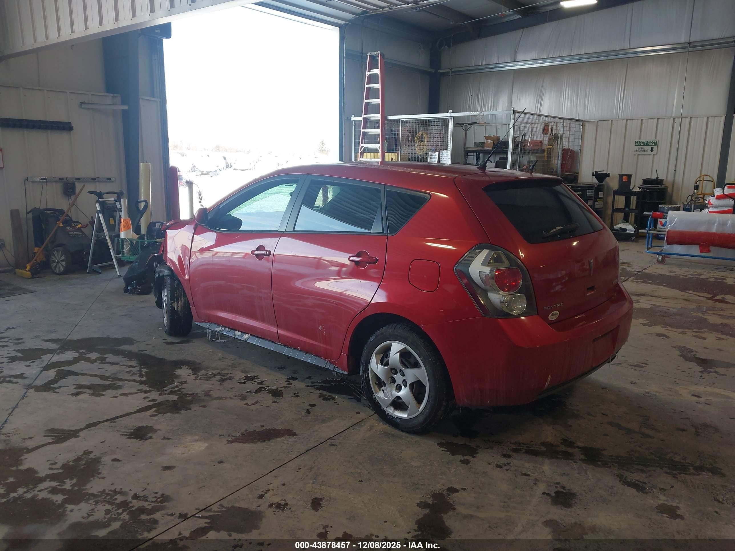 PONTIAC VIBE image 3