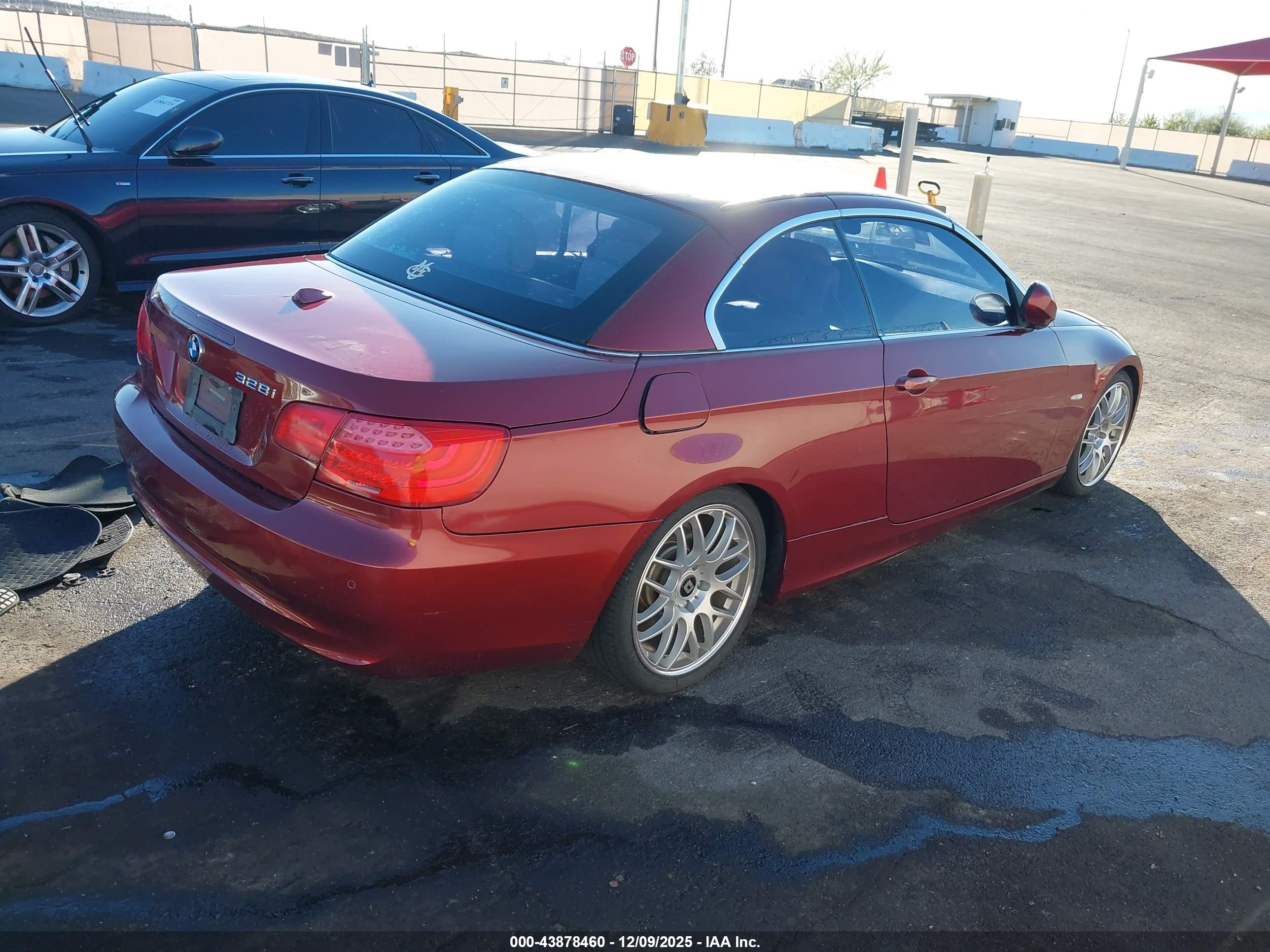 BMW 328I image 4