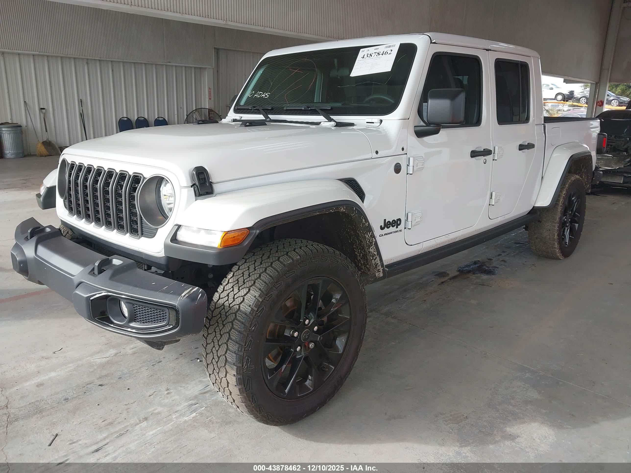 JEEP GLADIATOR image 2