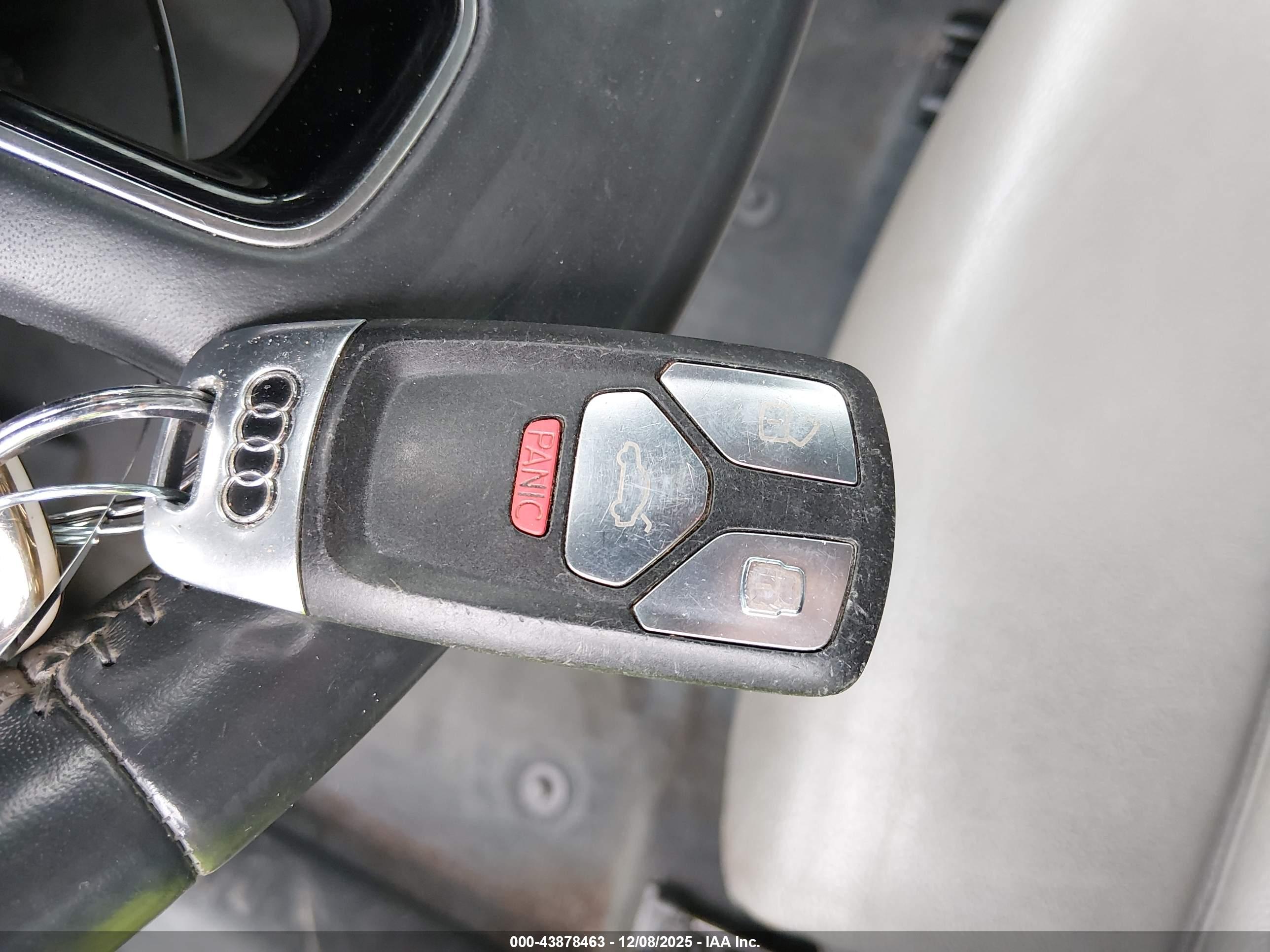 AUDI A4 image 11