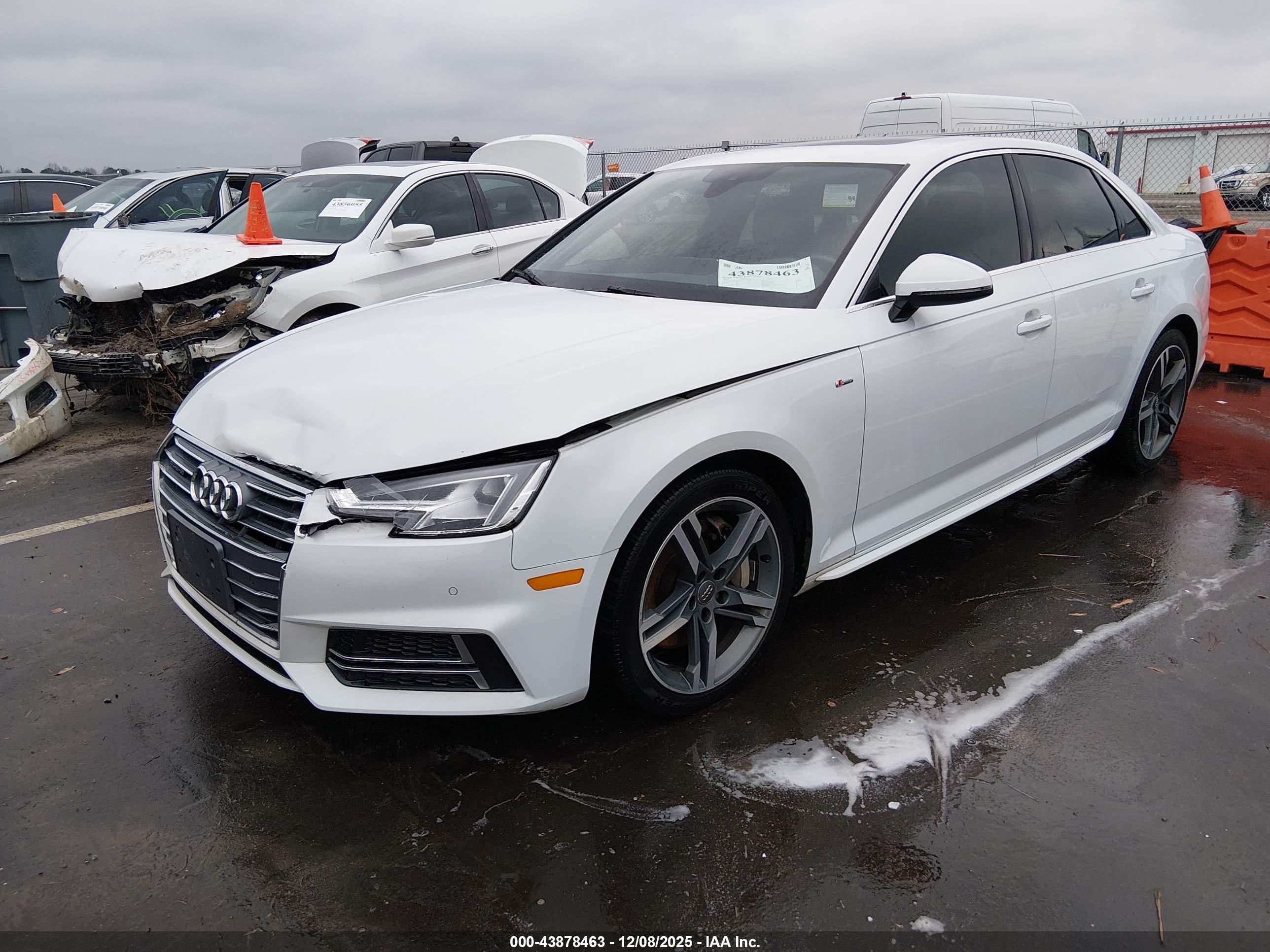 AUDI A4 image 2