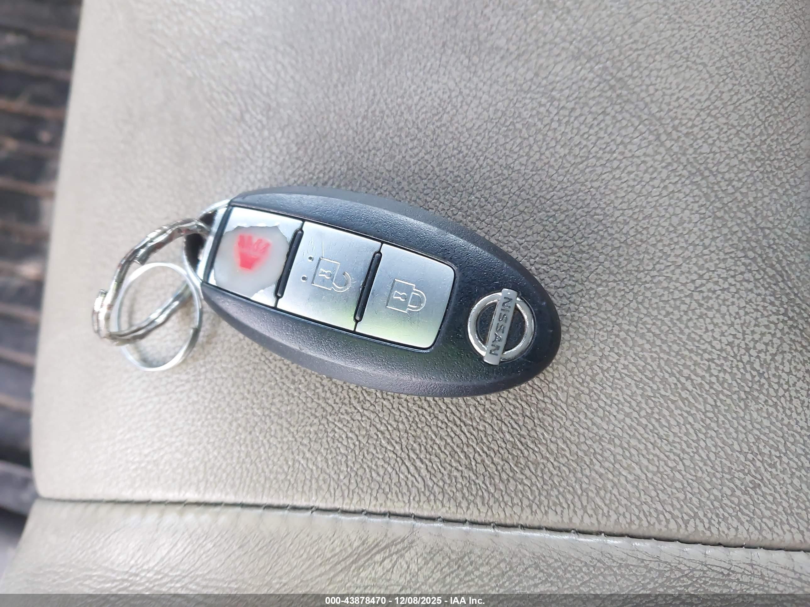 NISSAN MURANO image 11