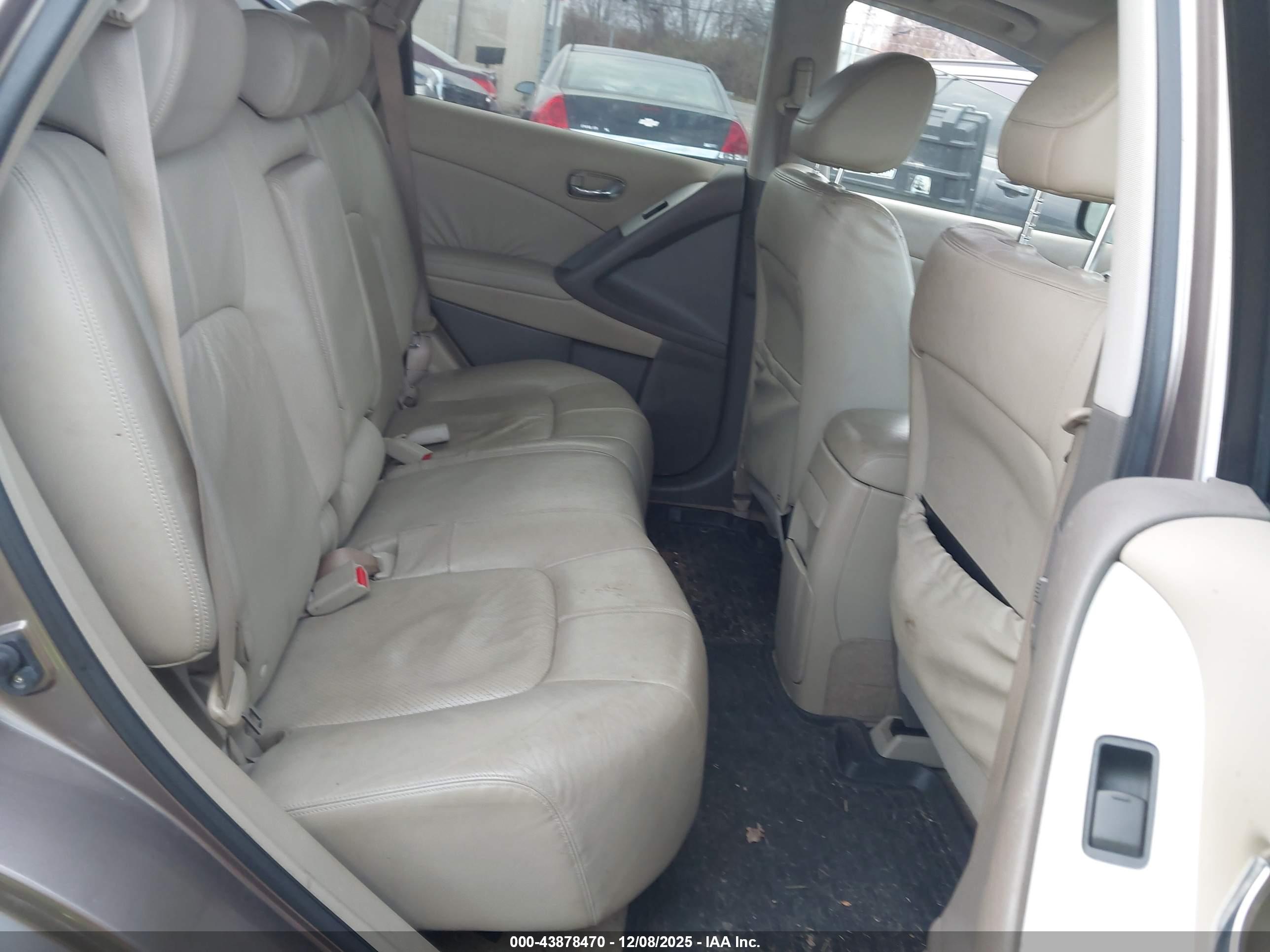 NISSAN MURANO image 8