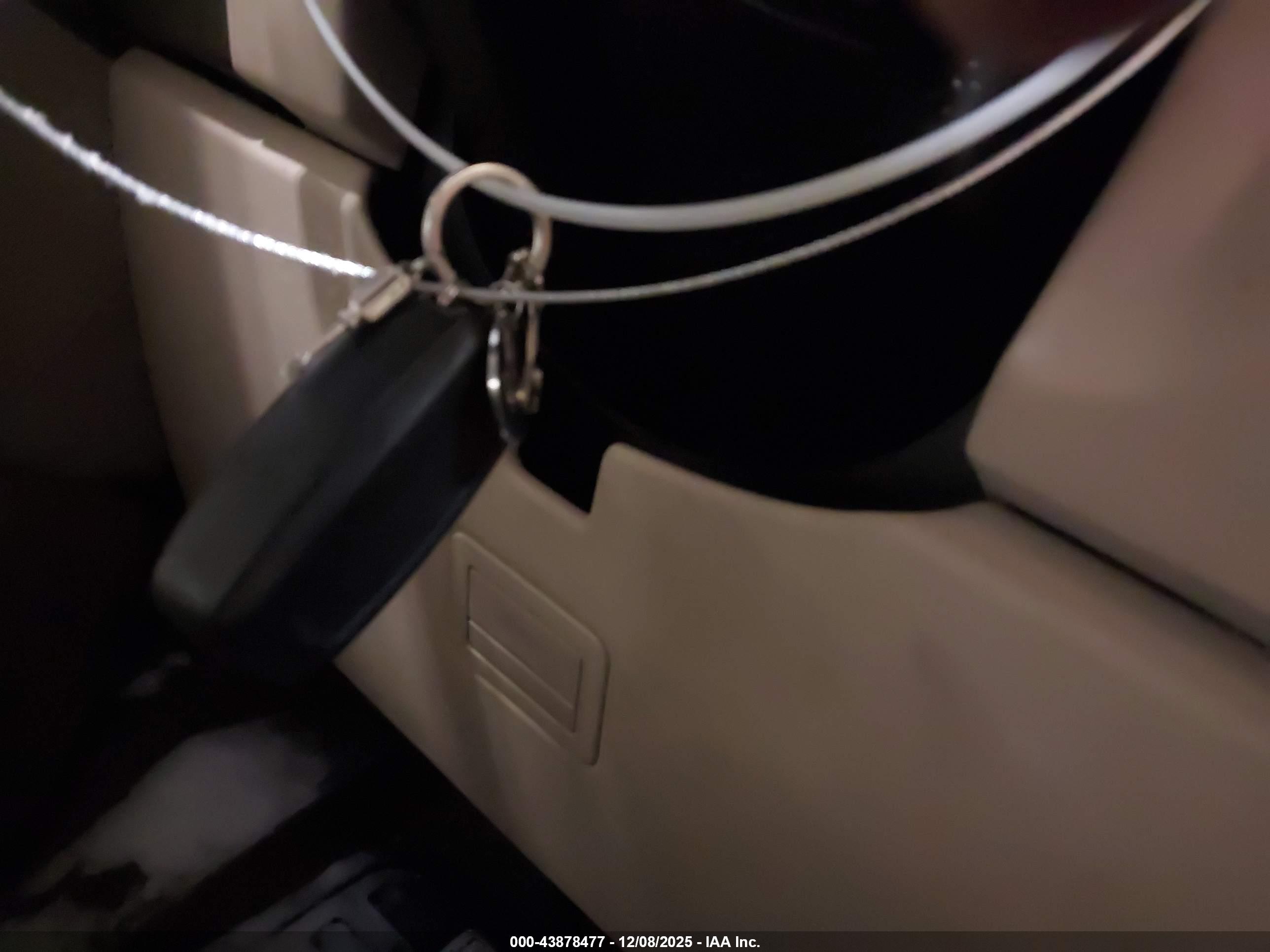 LAND ROVER image 11
