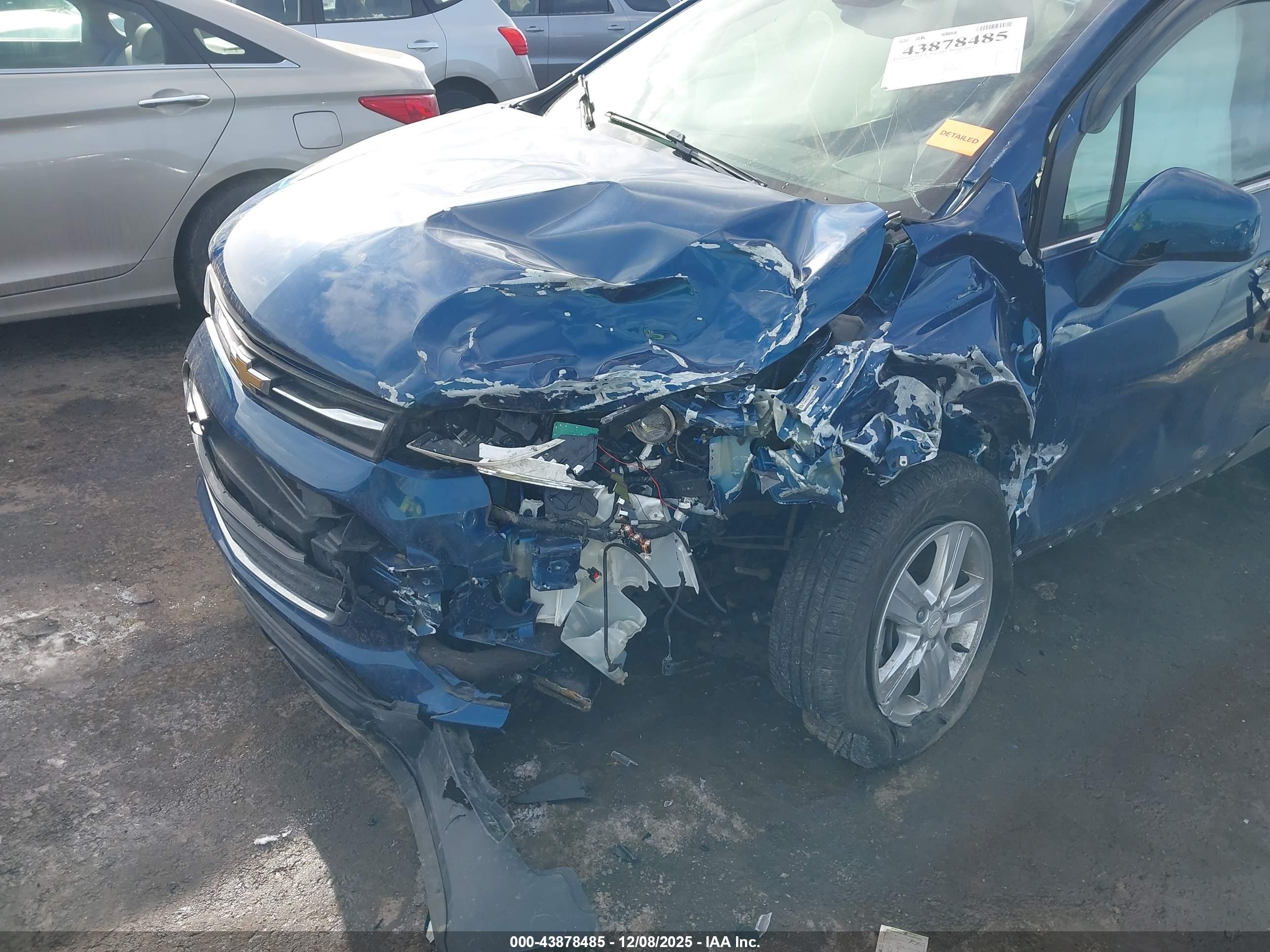 CHEVROLET TRAX image 6