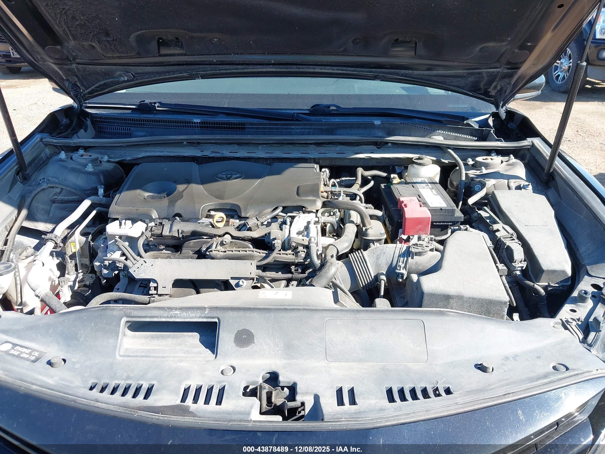 TOYOTA CAMRY image 10