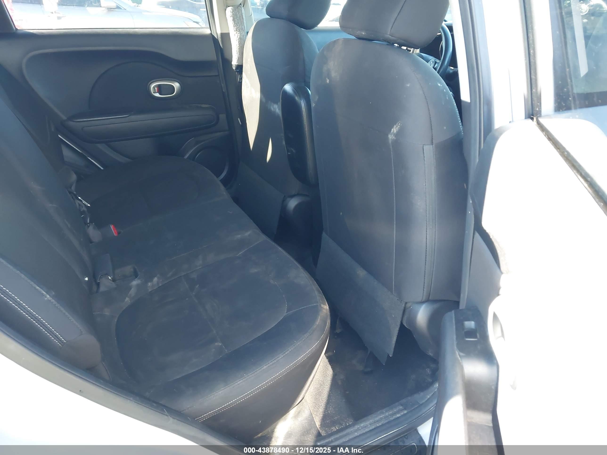 KIA SOUL image 8