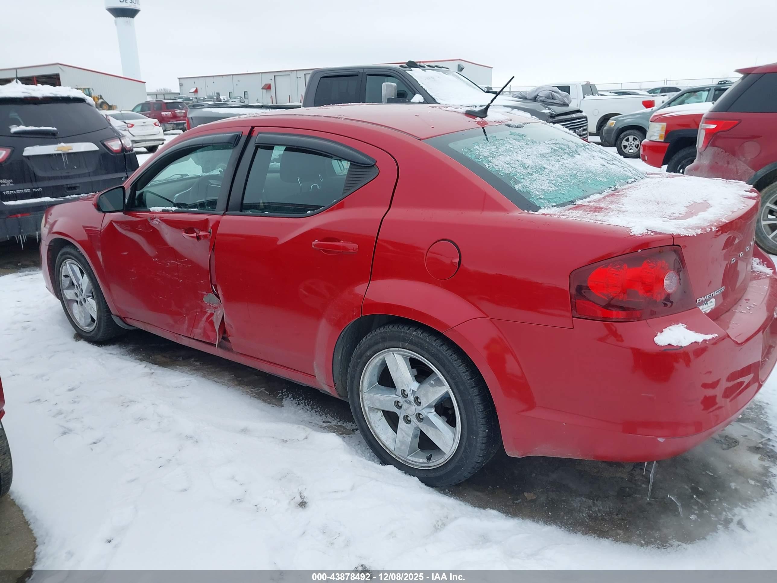 DODGE AVENGER image 3