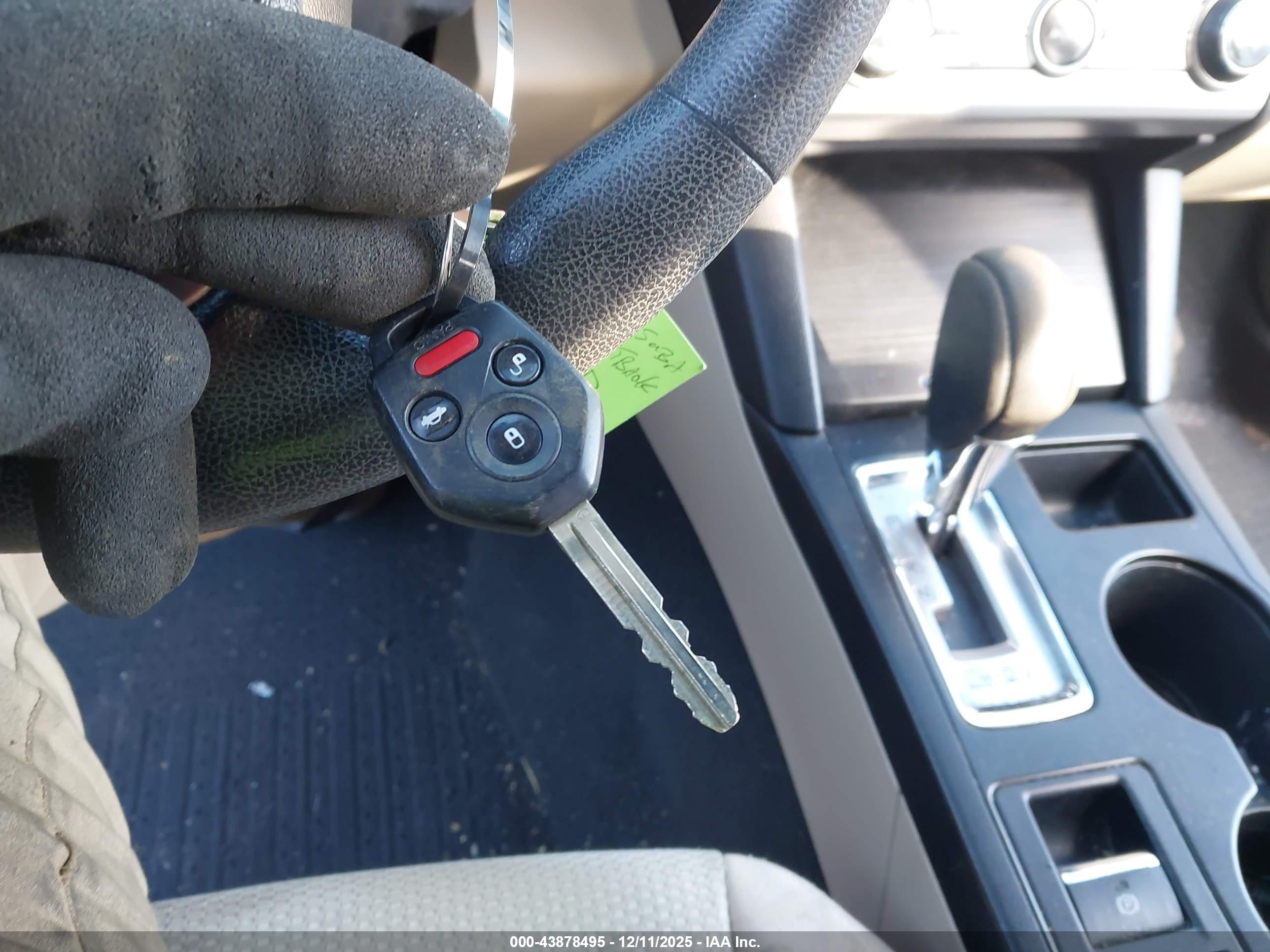 SUBARU OUTBACK image 11