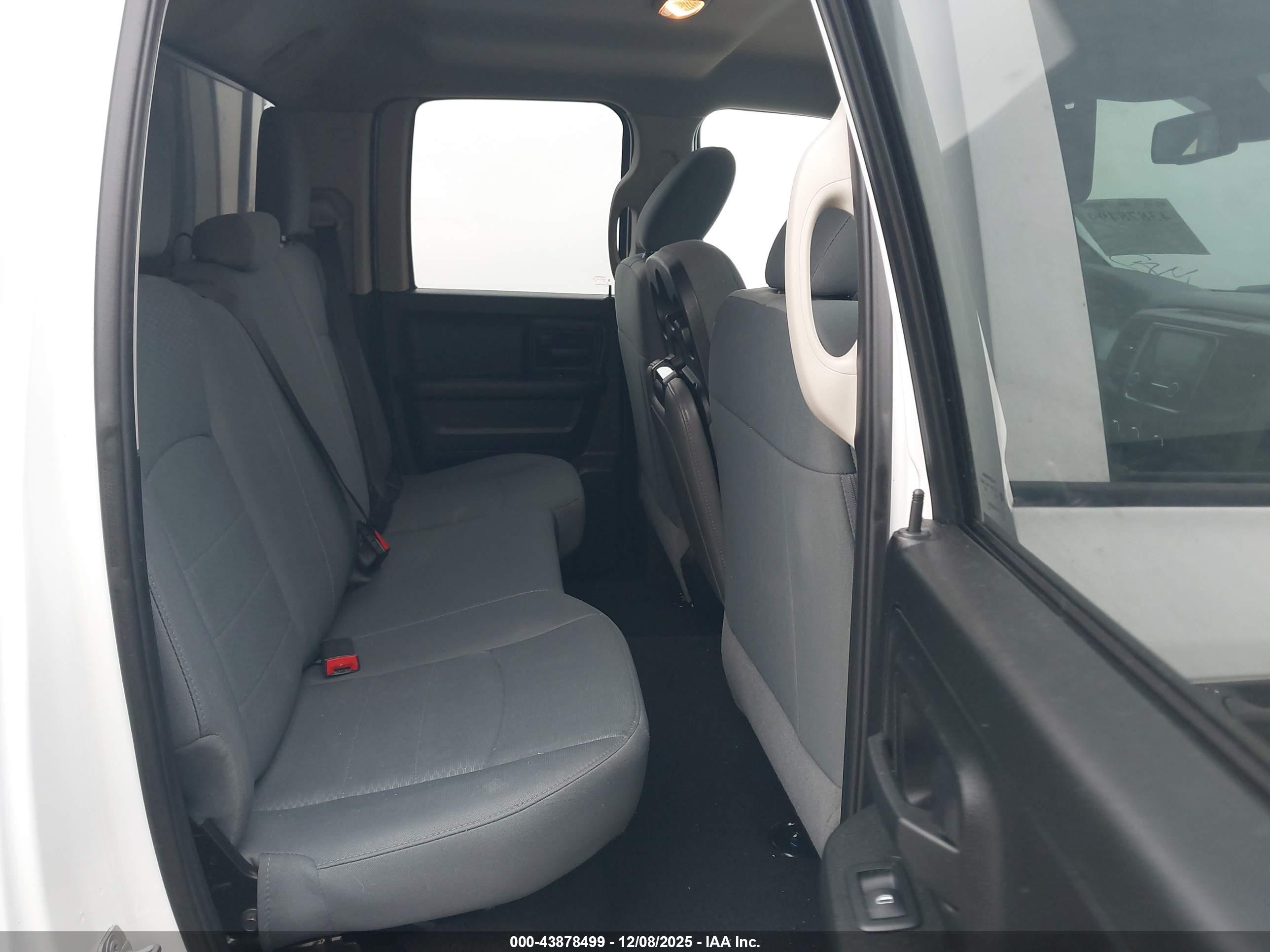 RAM 1500 image 8