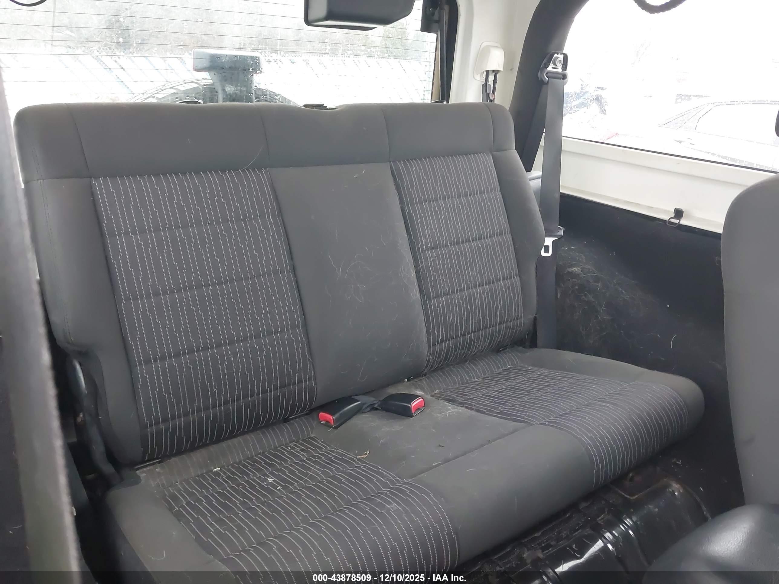 JEEP WRANGLER image 8