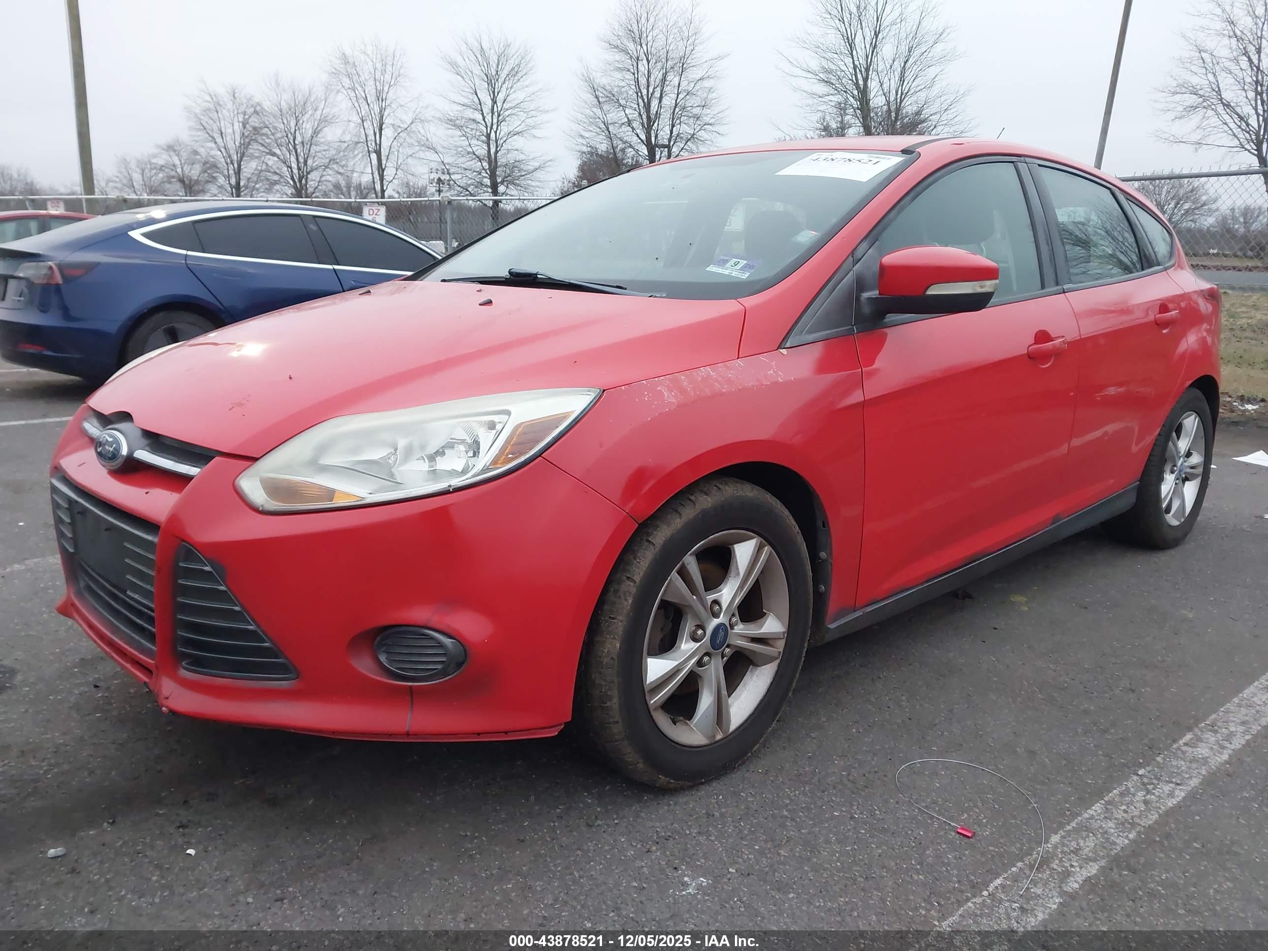 FORD FOCUS image 2