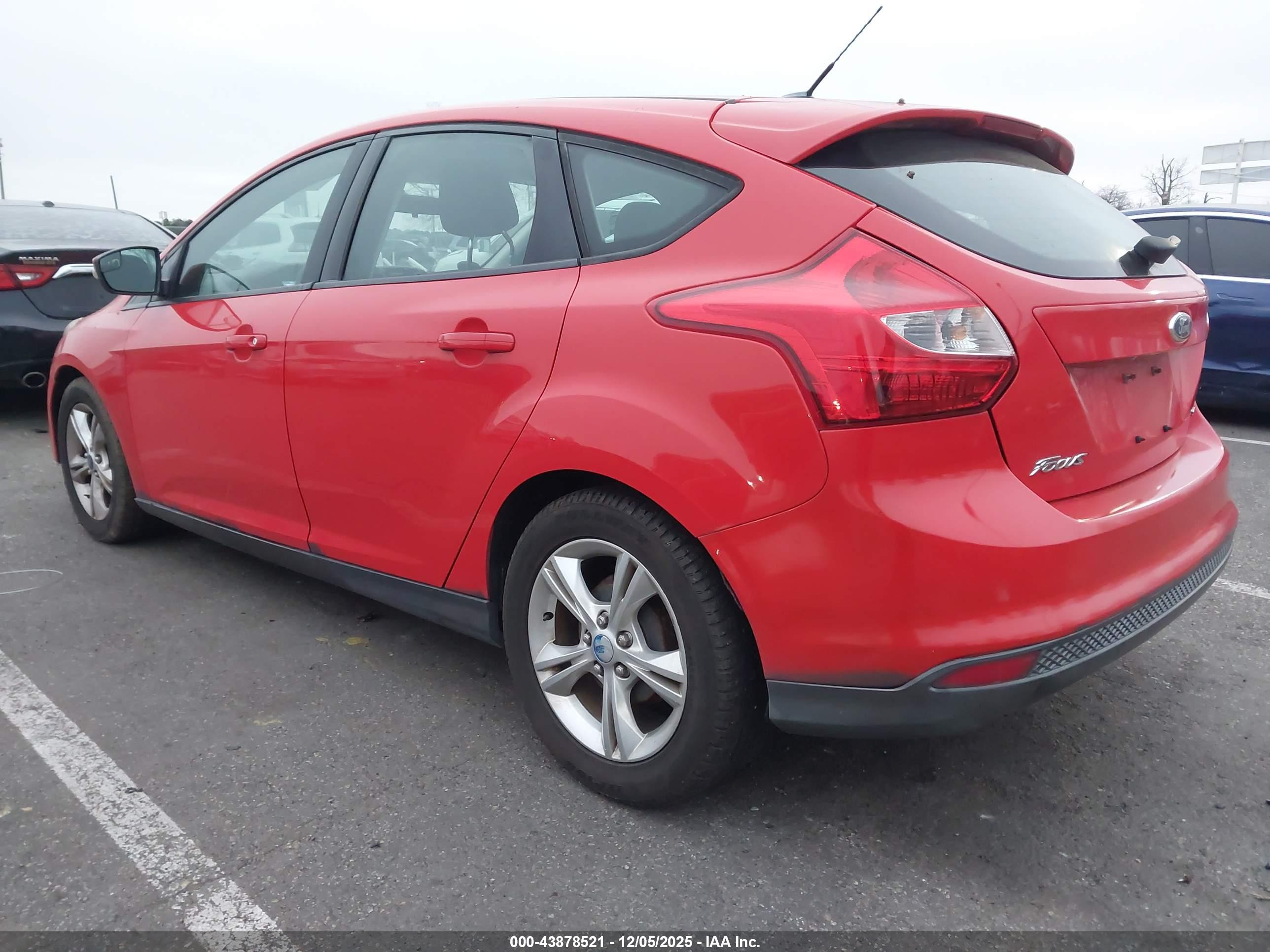 FORD FOCUS image 3