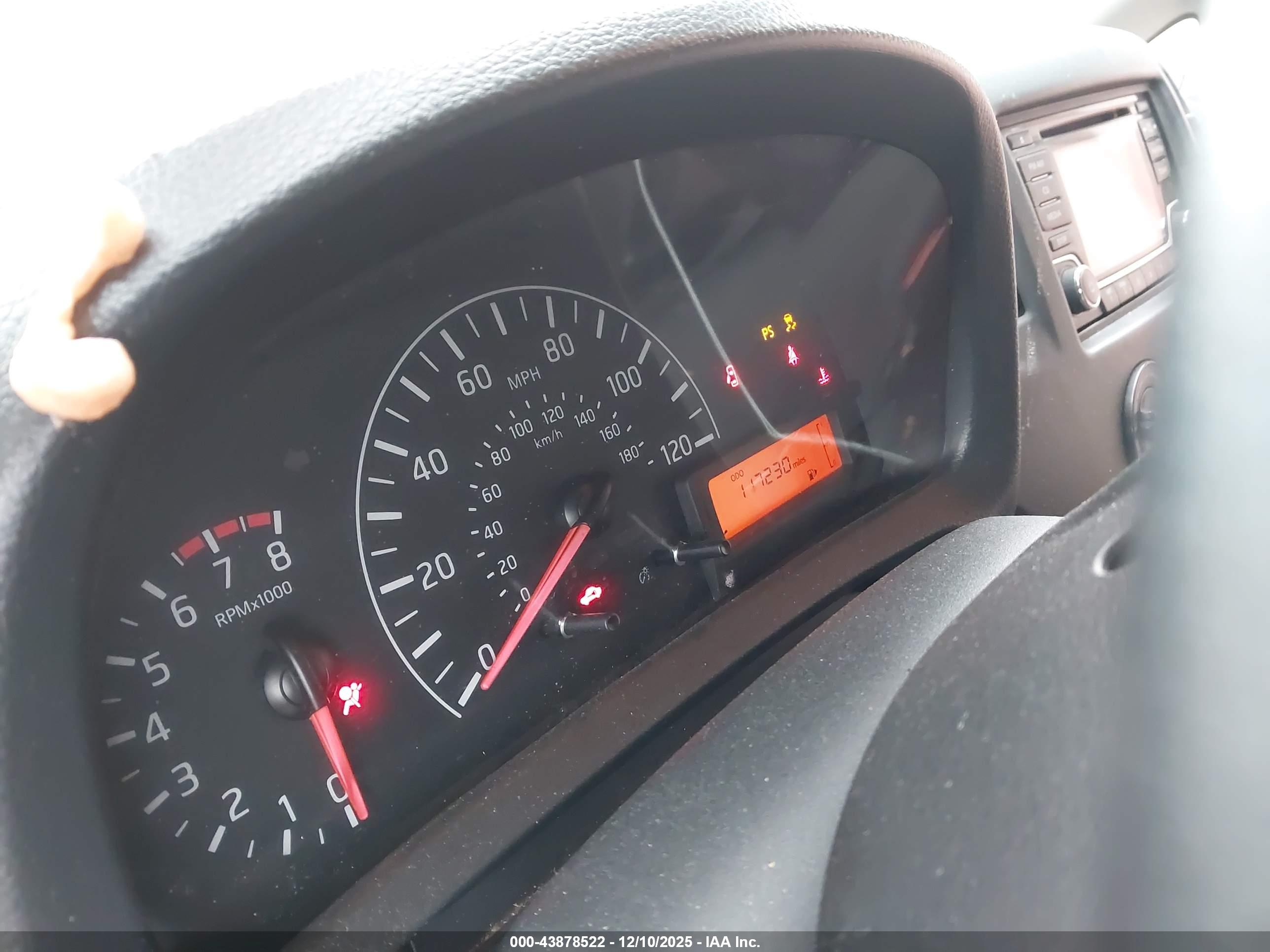 NISSAN NV200 image 7