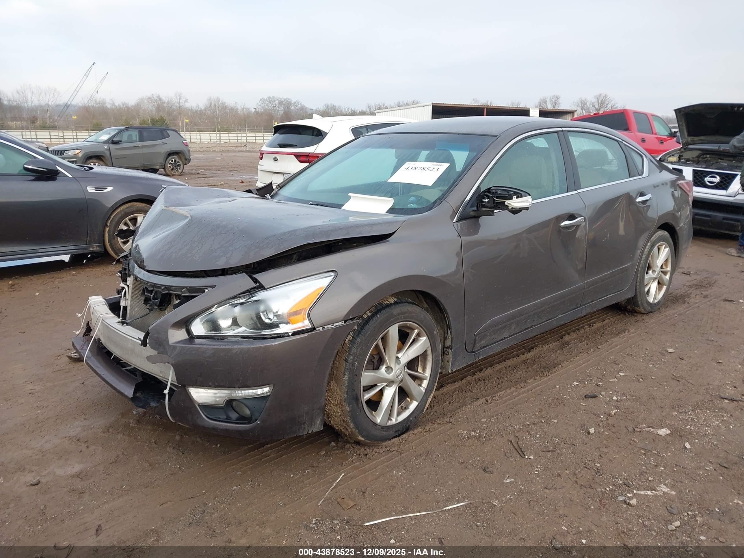 NISSAN ALTIMA image 2