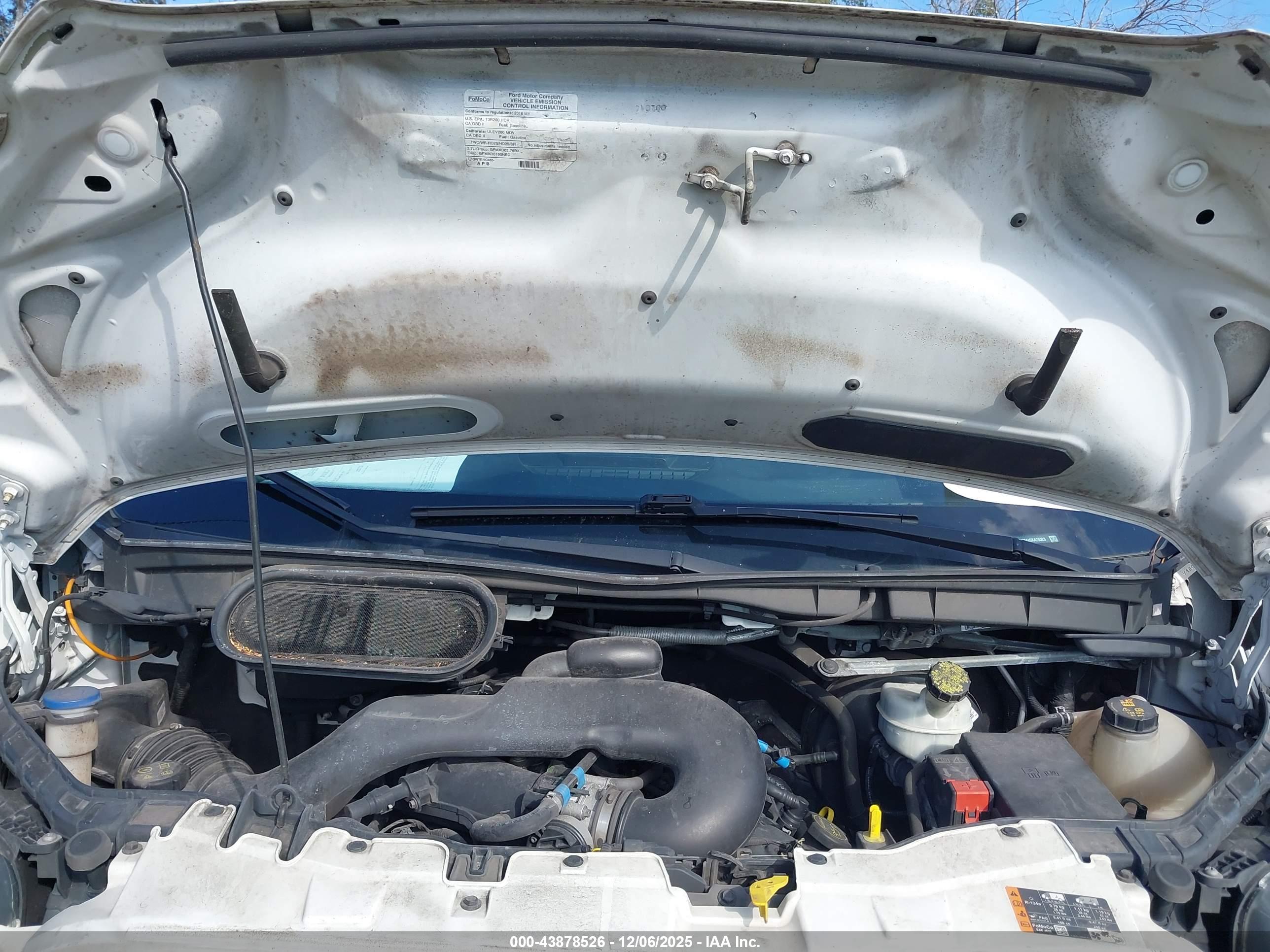 FORD TRANSIT-250 image 10
