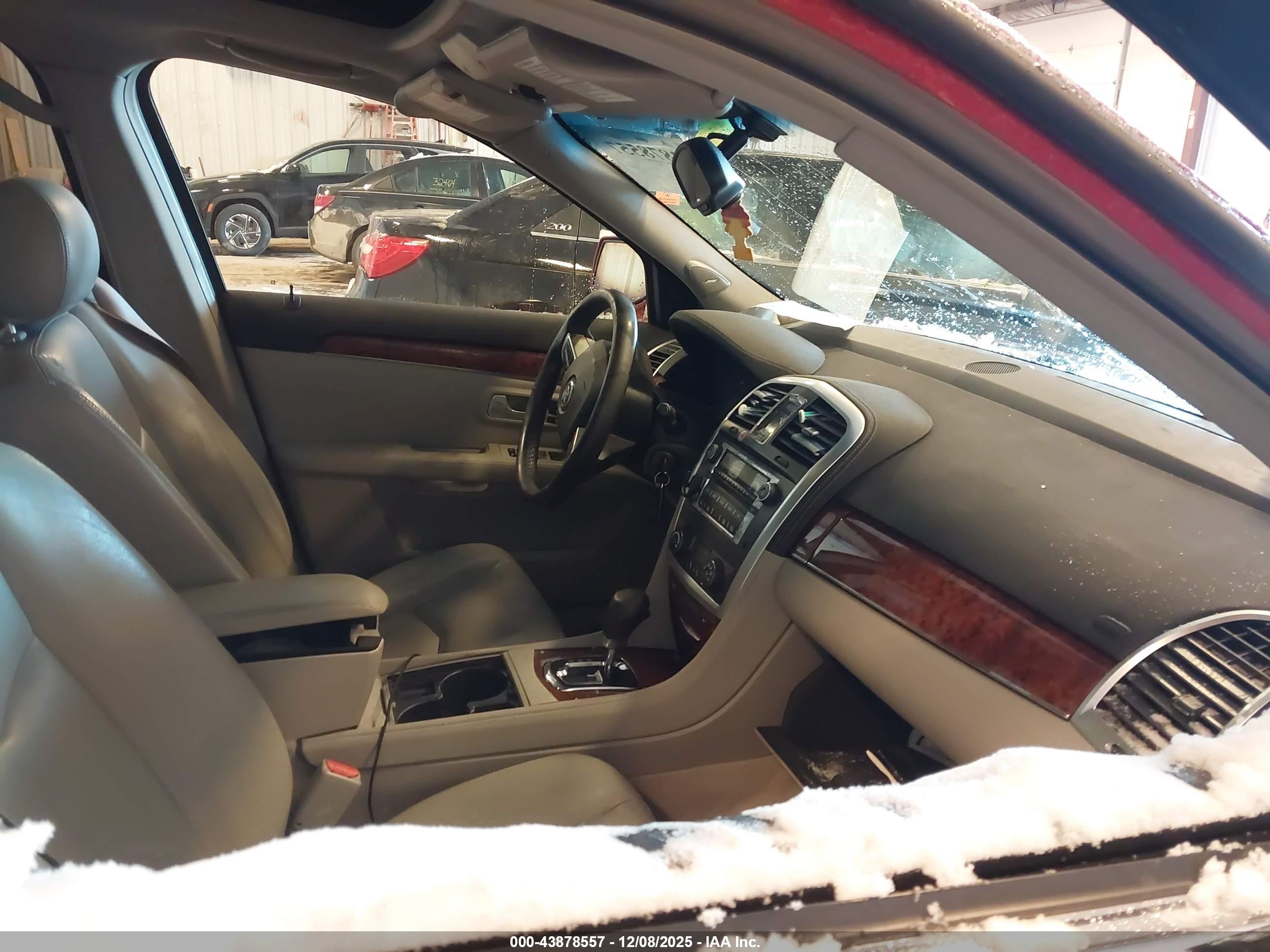 CADILLAC SRX image 5