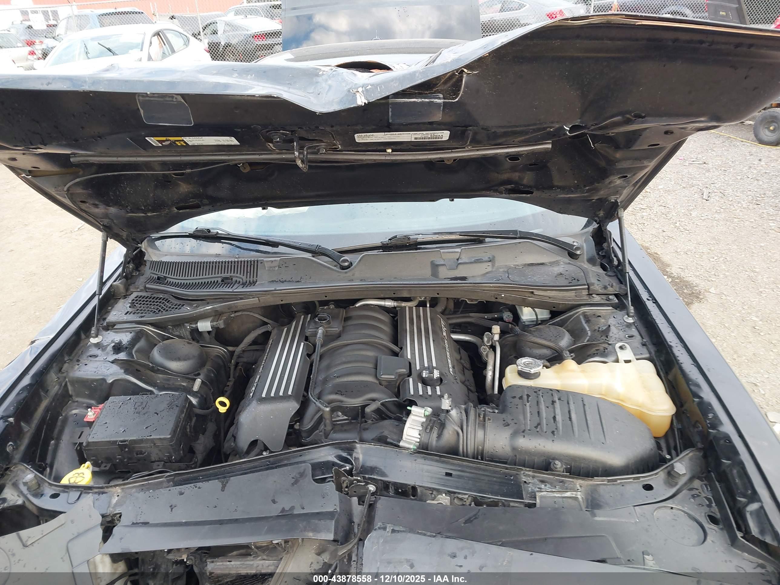 DODGE CHALLENGER image 10
