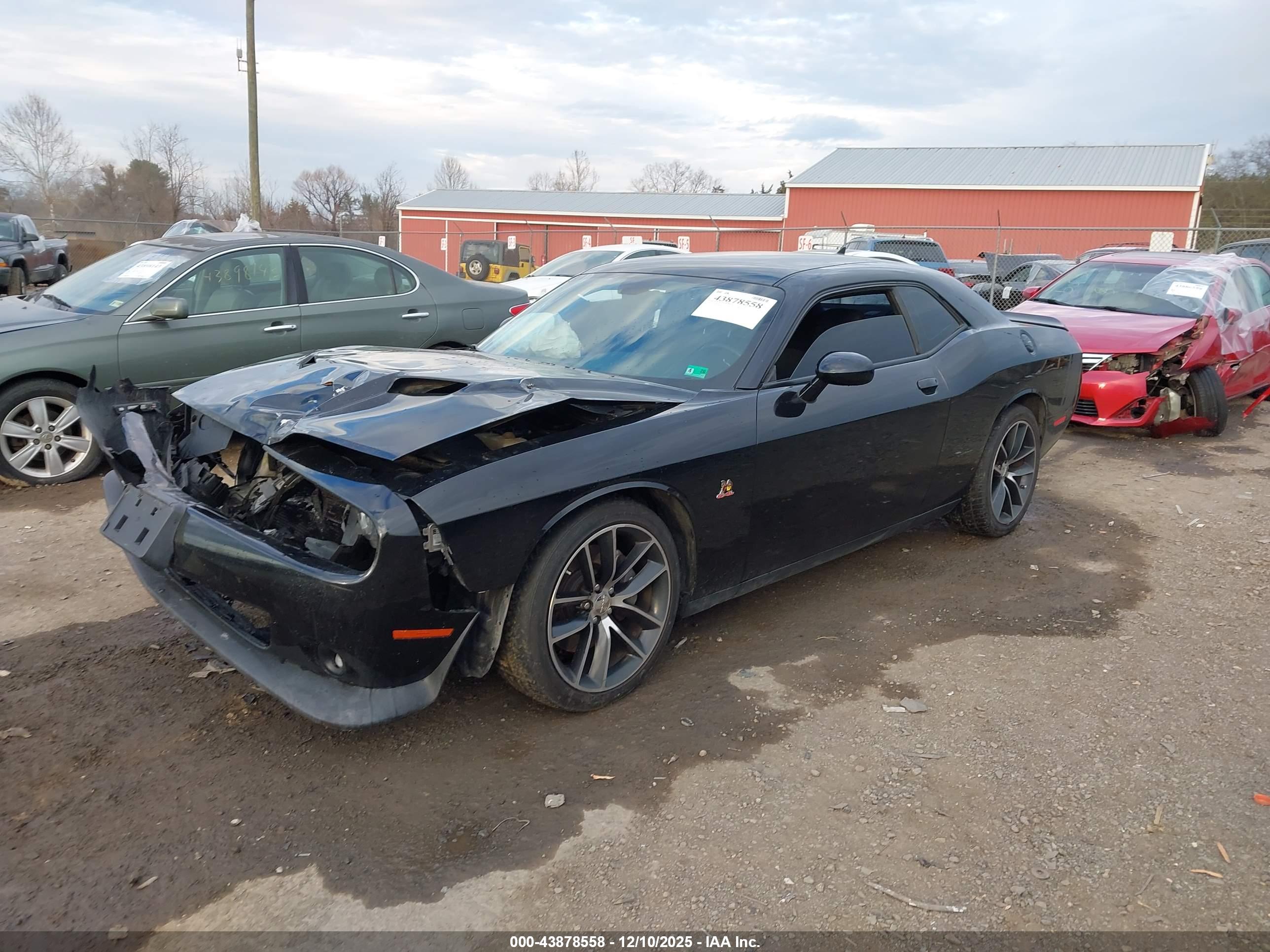 DODGE CHALLENGER image 2