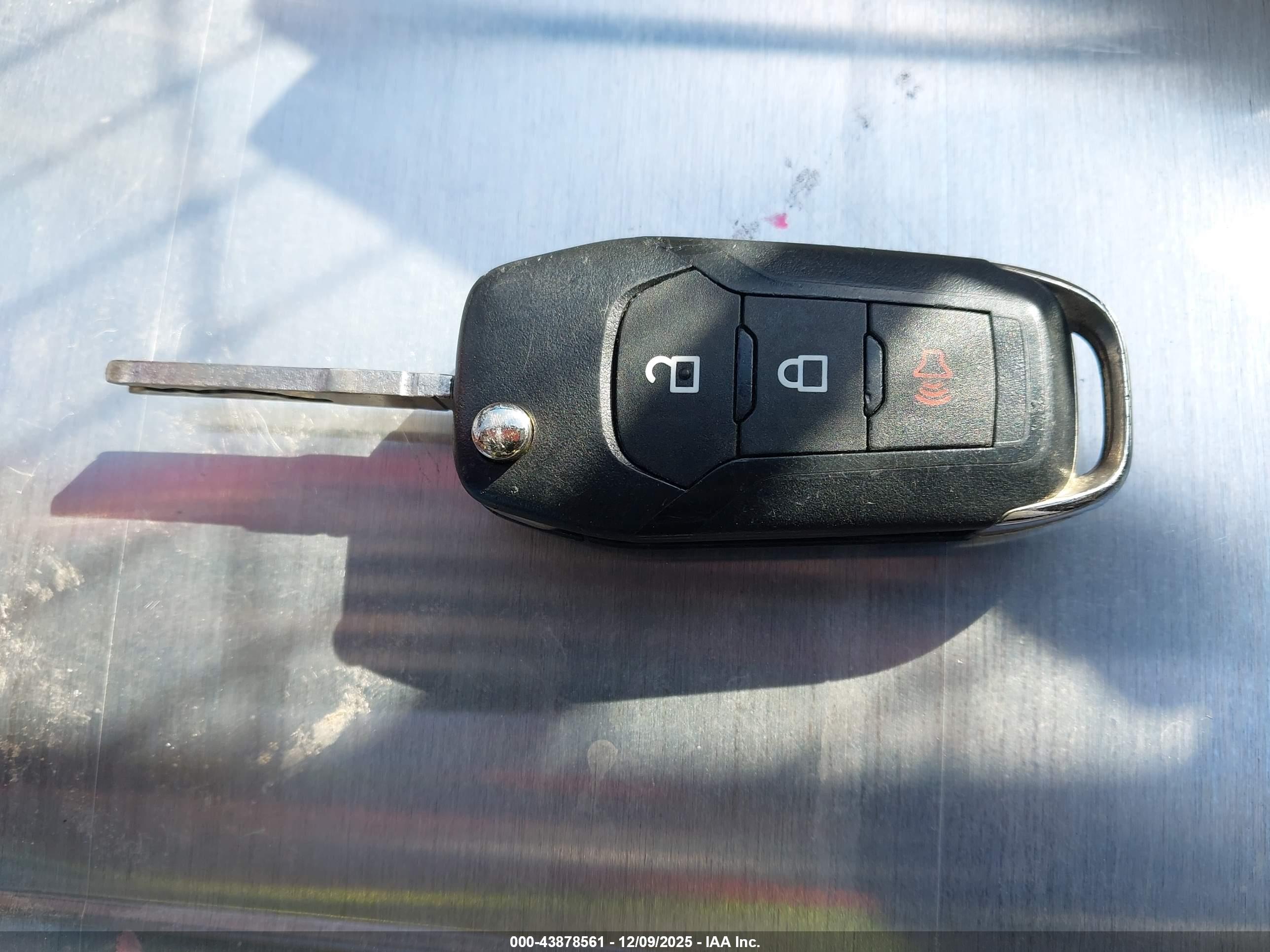 FORD ESCAPE image 11