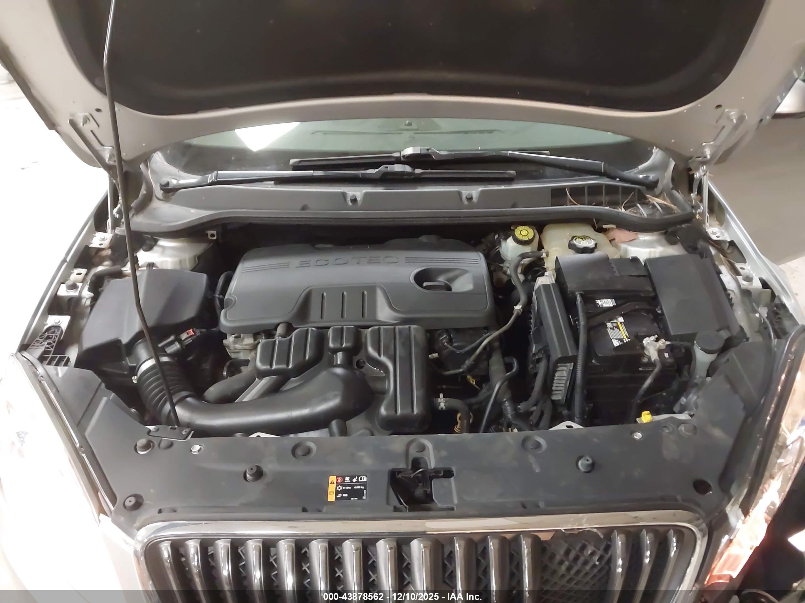 BUICK VERANO image 10
