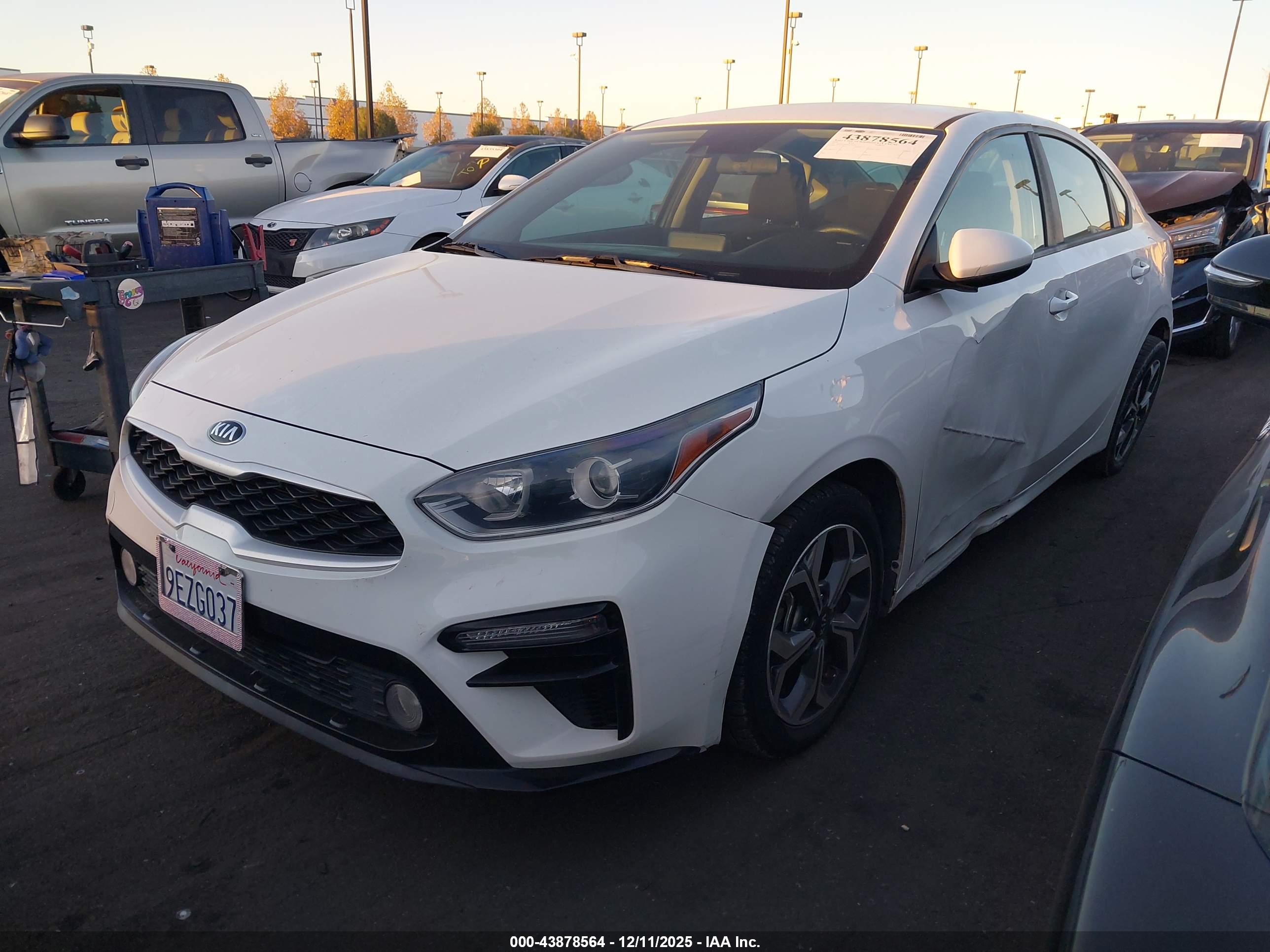 KIA FORTE image 2