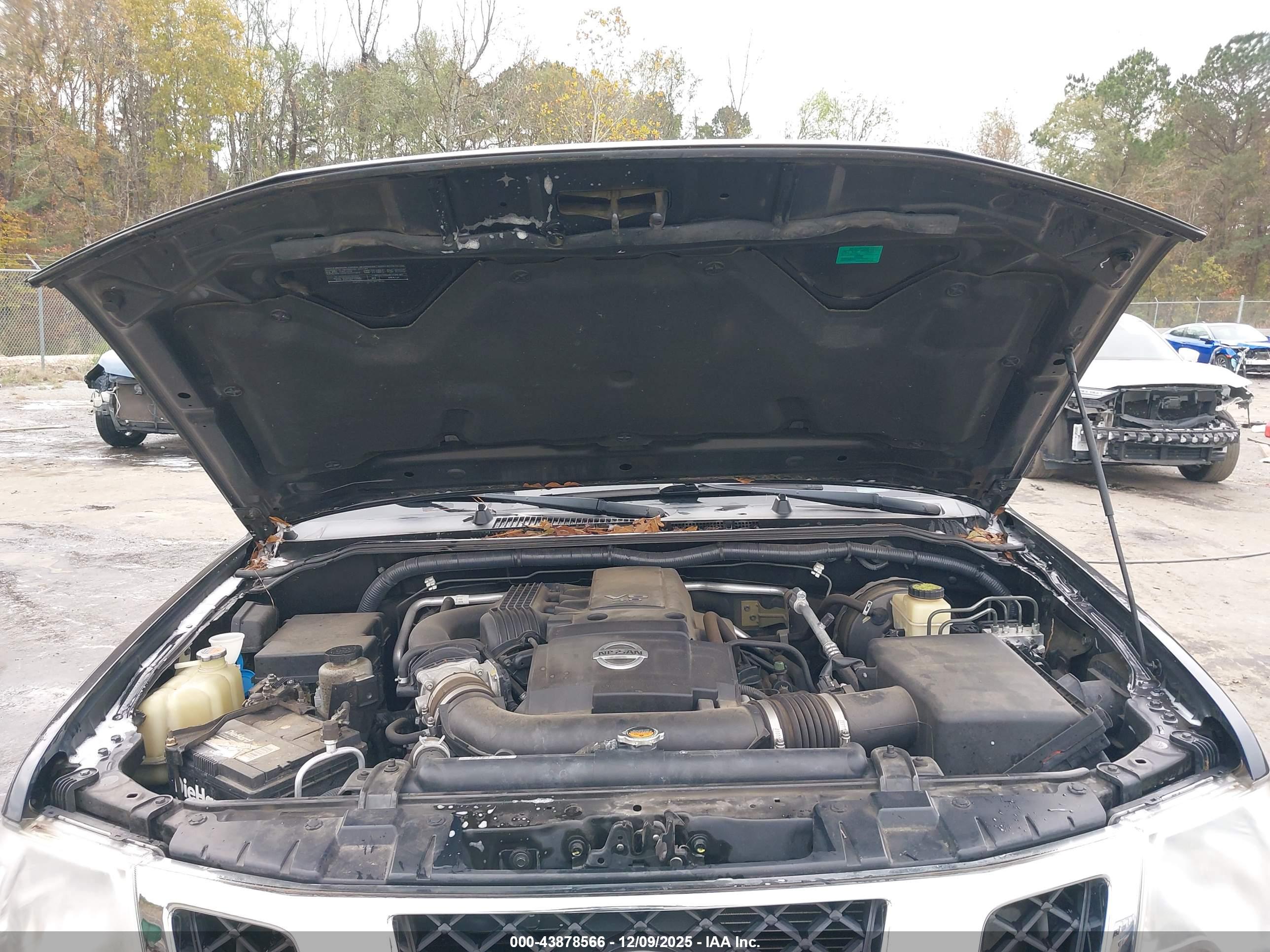 NISSAN FRONTIER image 10