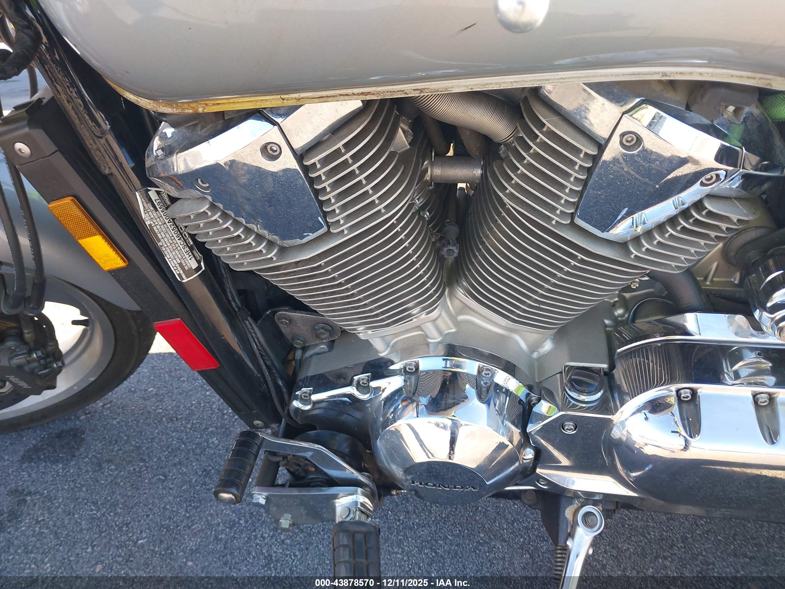 HONDA VTX1800 image 9