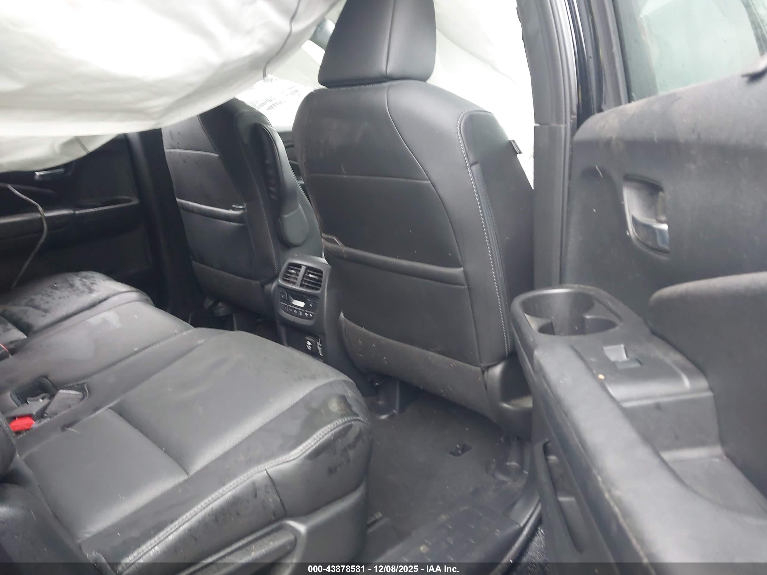 HONDA PASSPORT image 8
