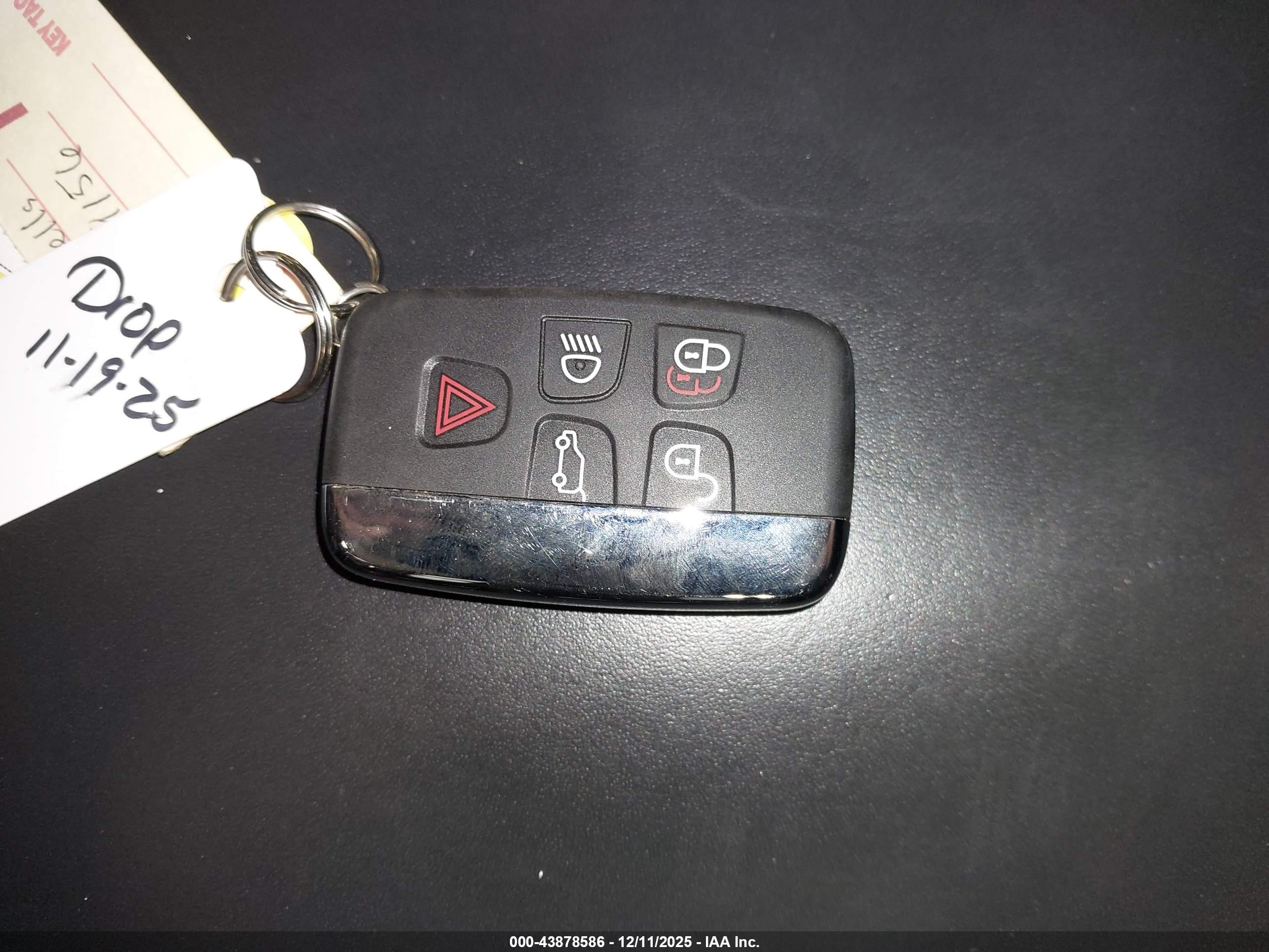 LAND ROVER image 11