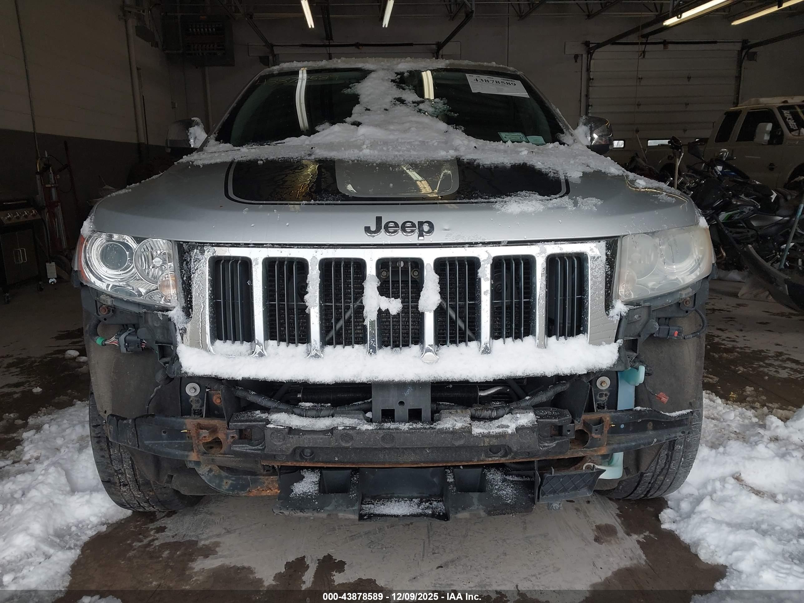 JEEP GRAND image 6