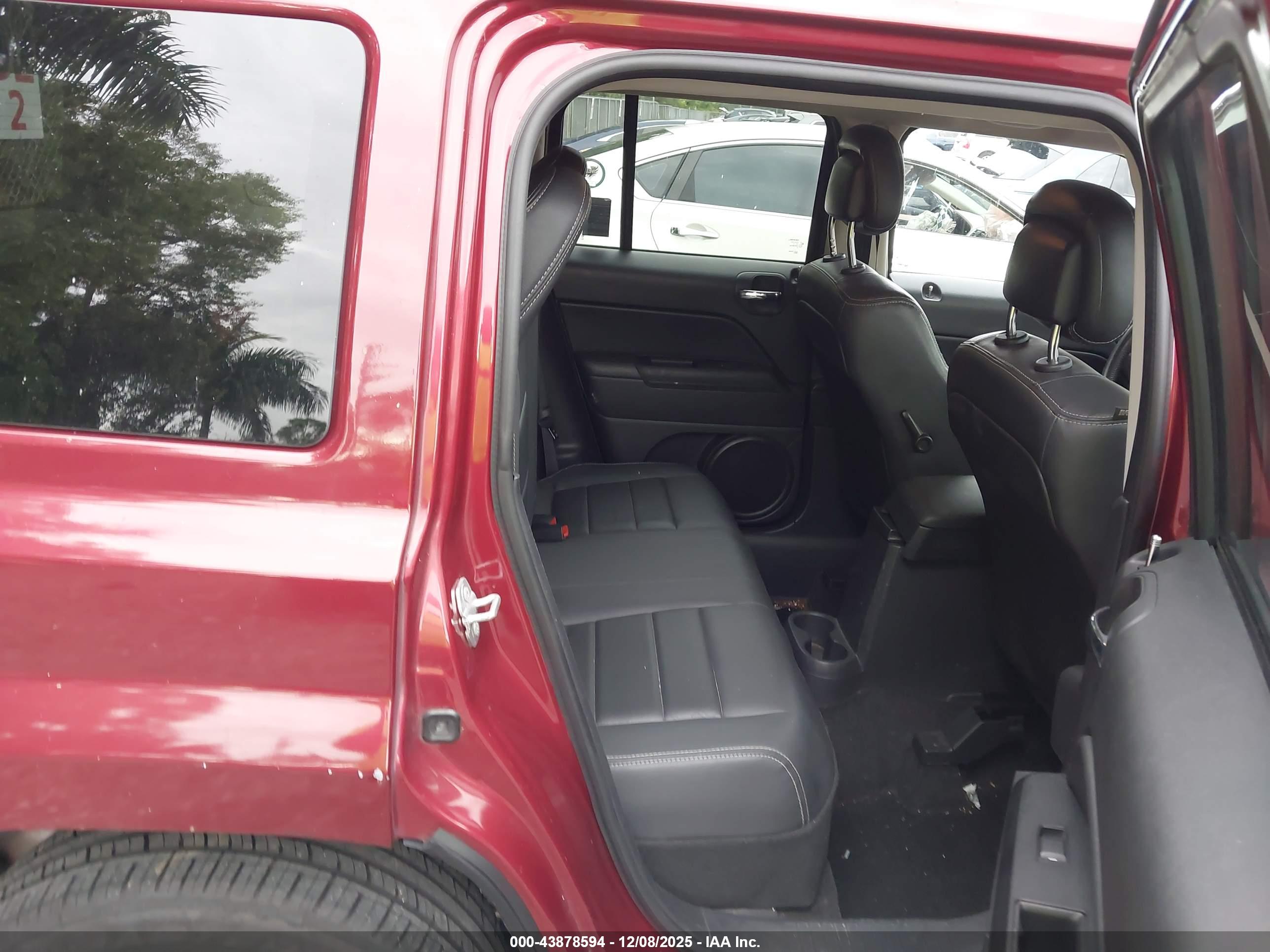 JEEP PATRIOT image 8