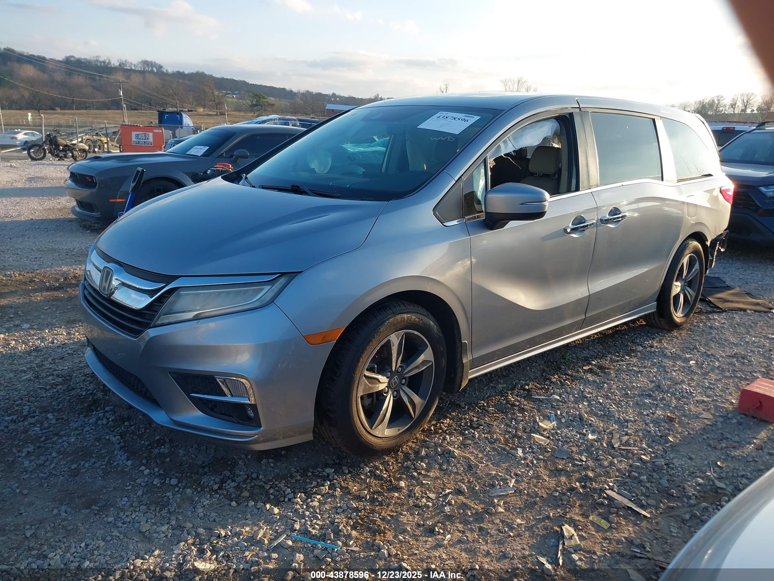 HONDA ODYSSEY image 2