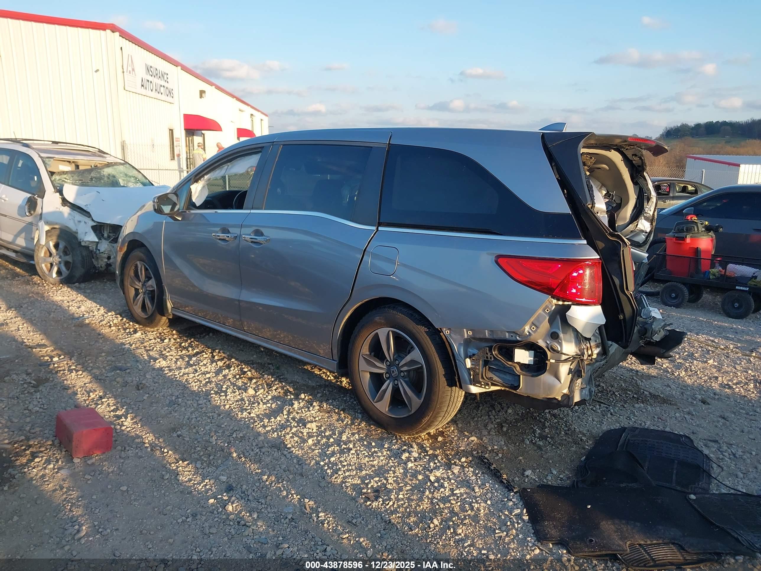 HONDA ODYSSEY image 3