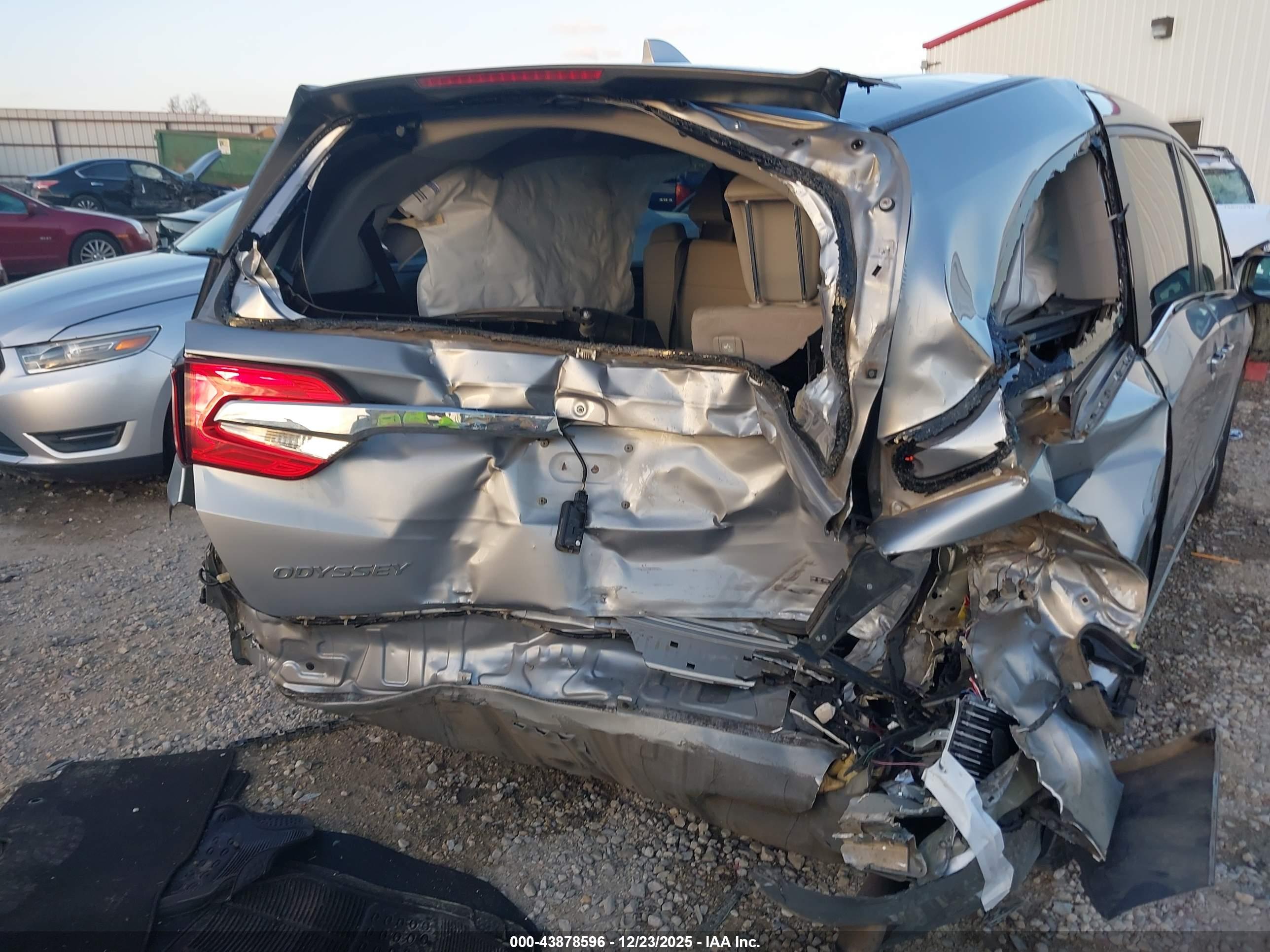 HONDA ODYSSEY image 6