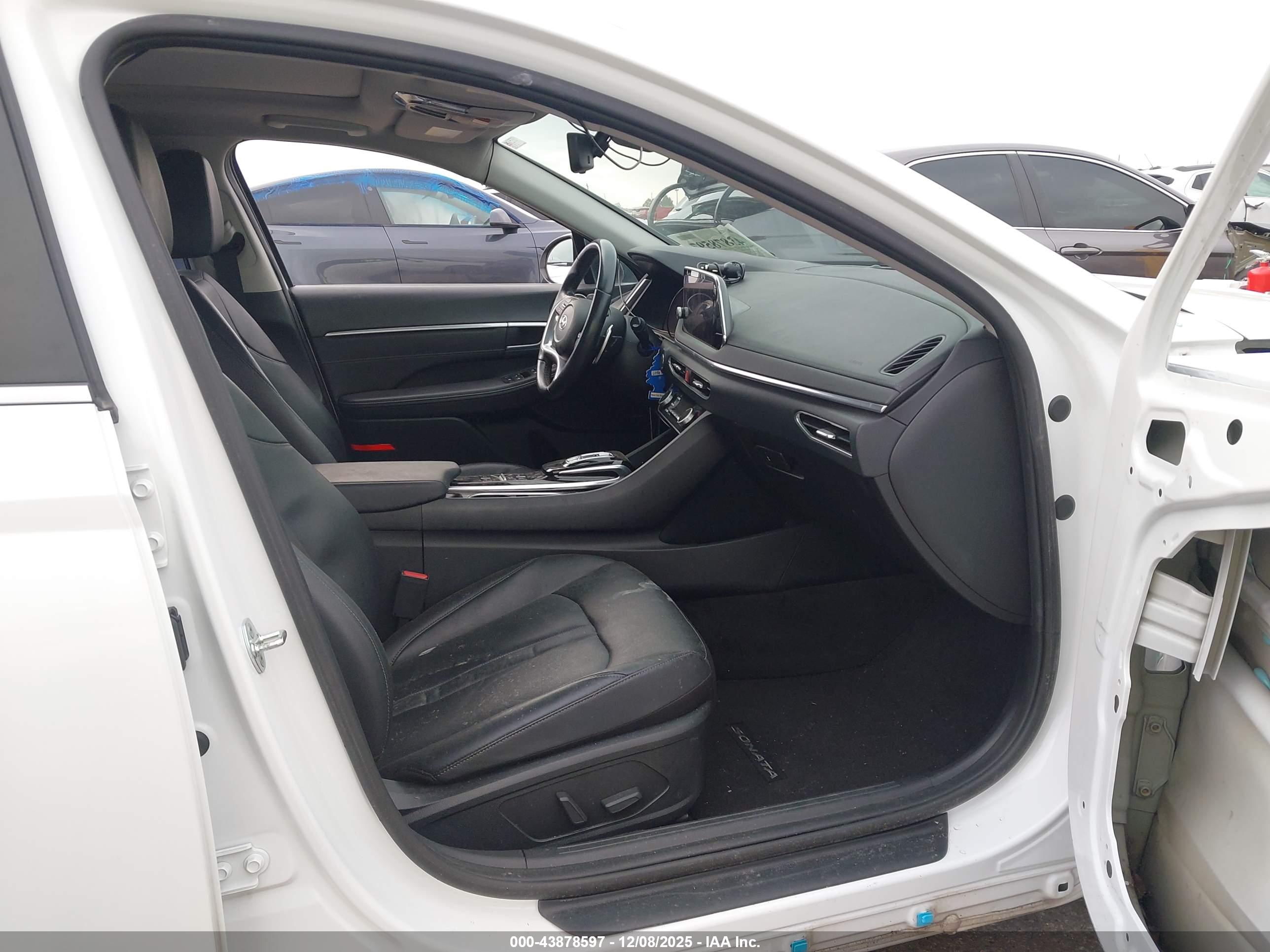 HYUNDAI SONATA image 5