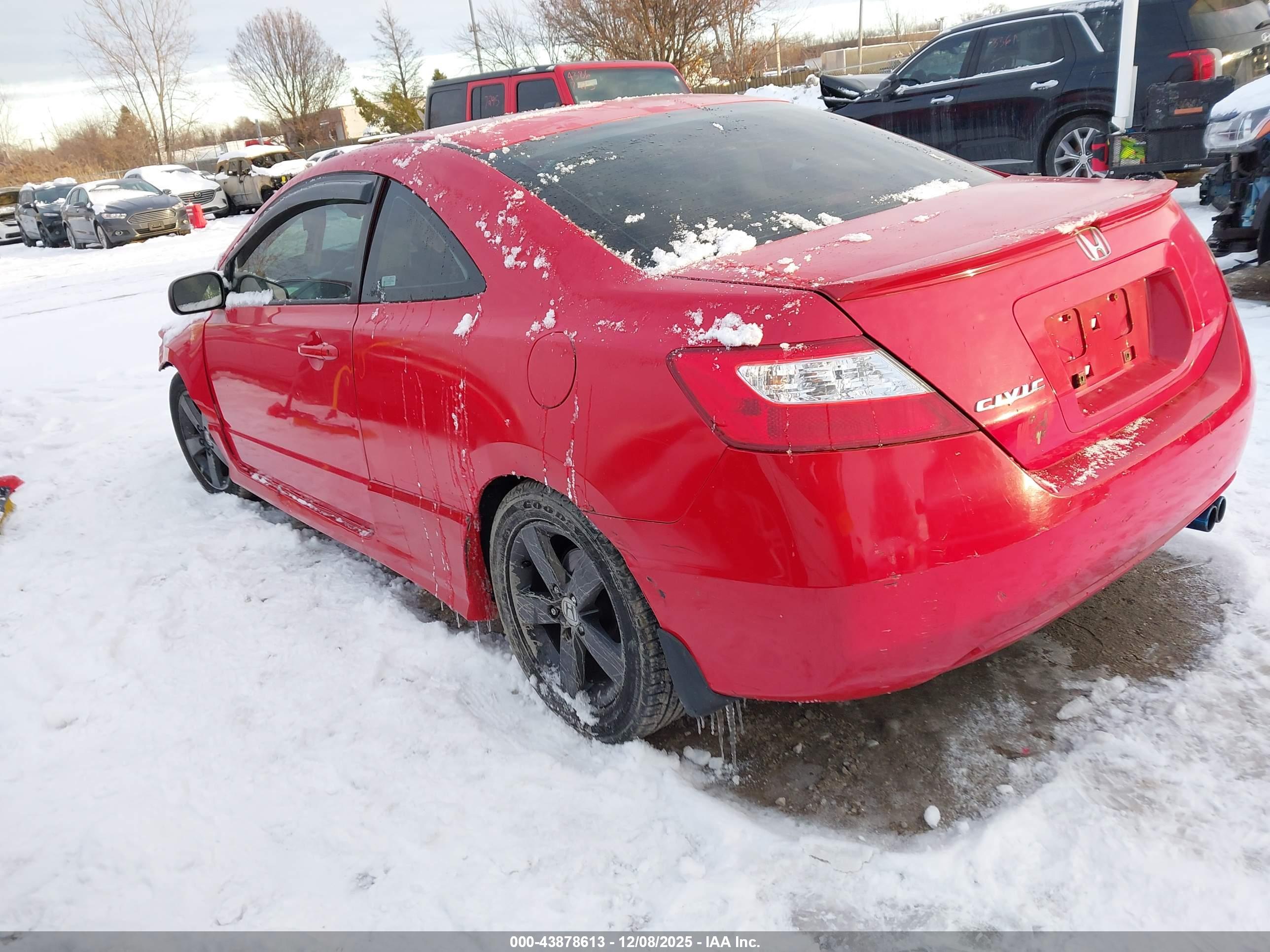 HONDA CIVIC image 3