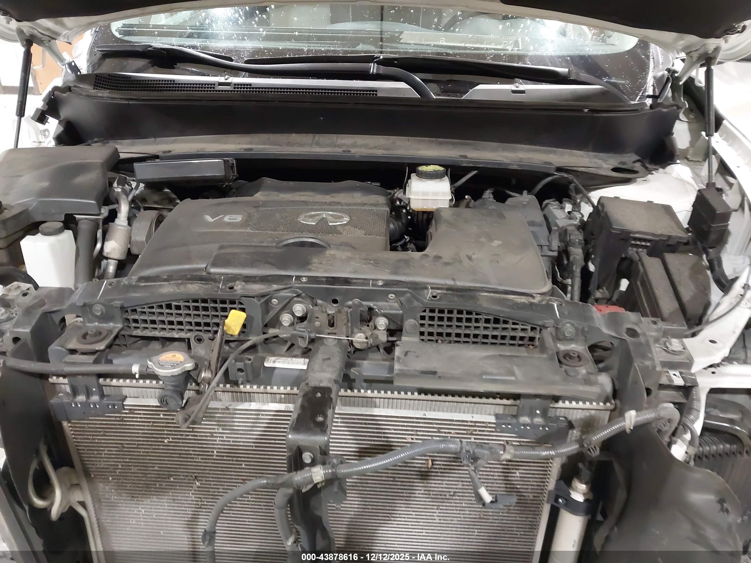 INFINITI QX60 image 10