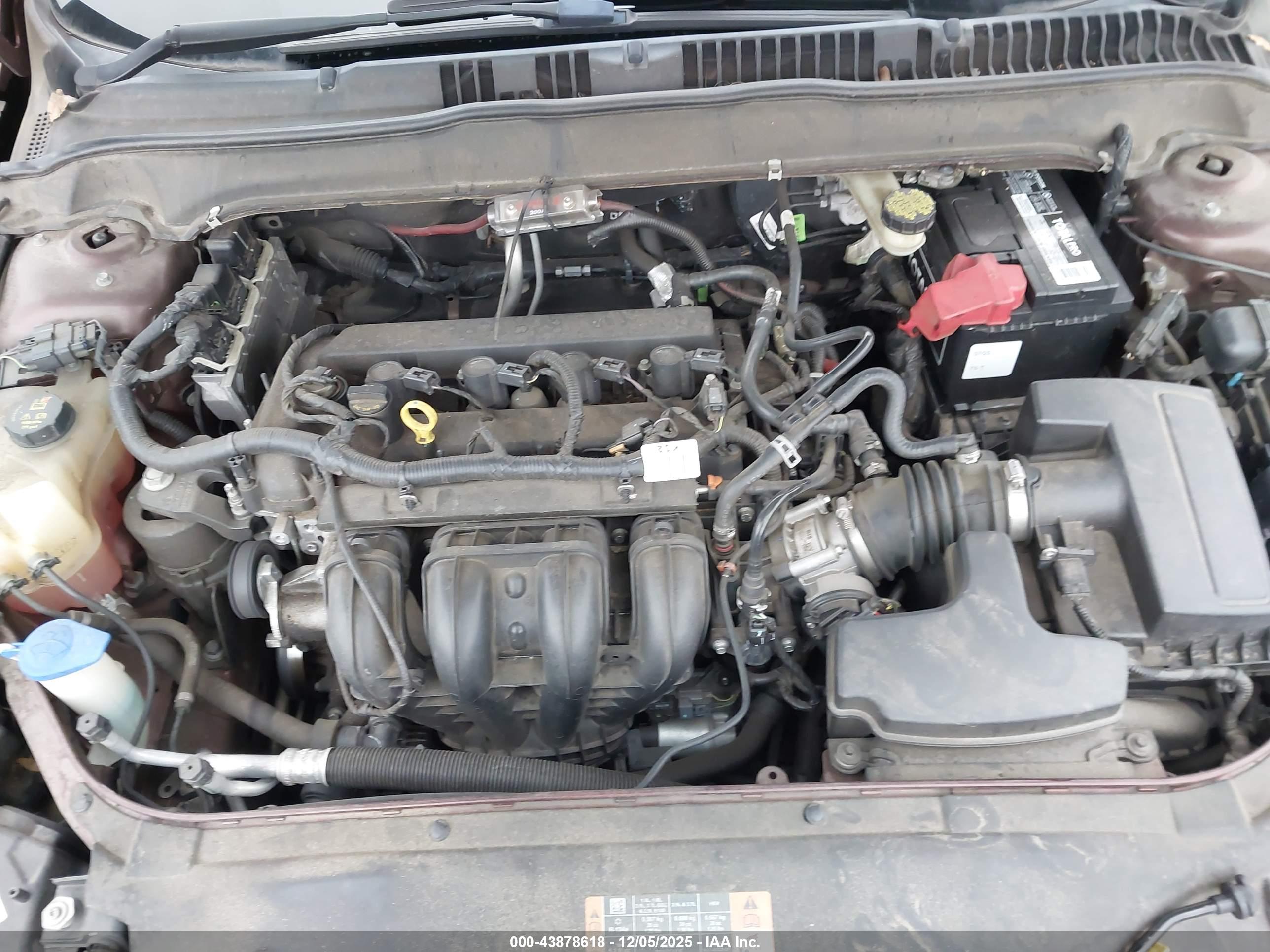 FORD FUSION image 10