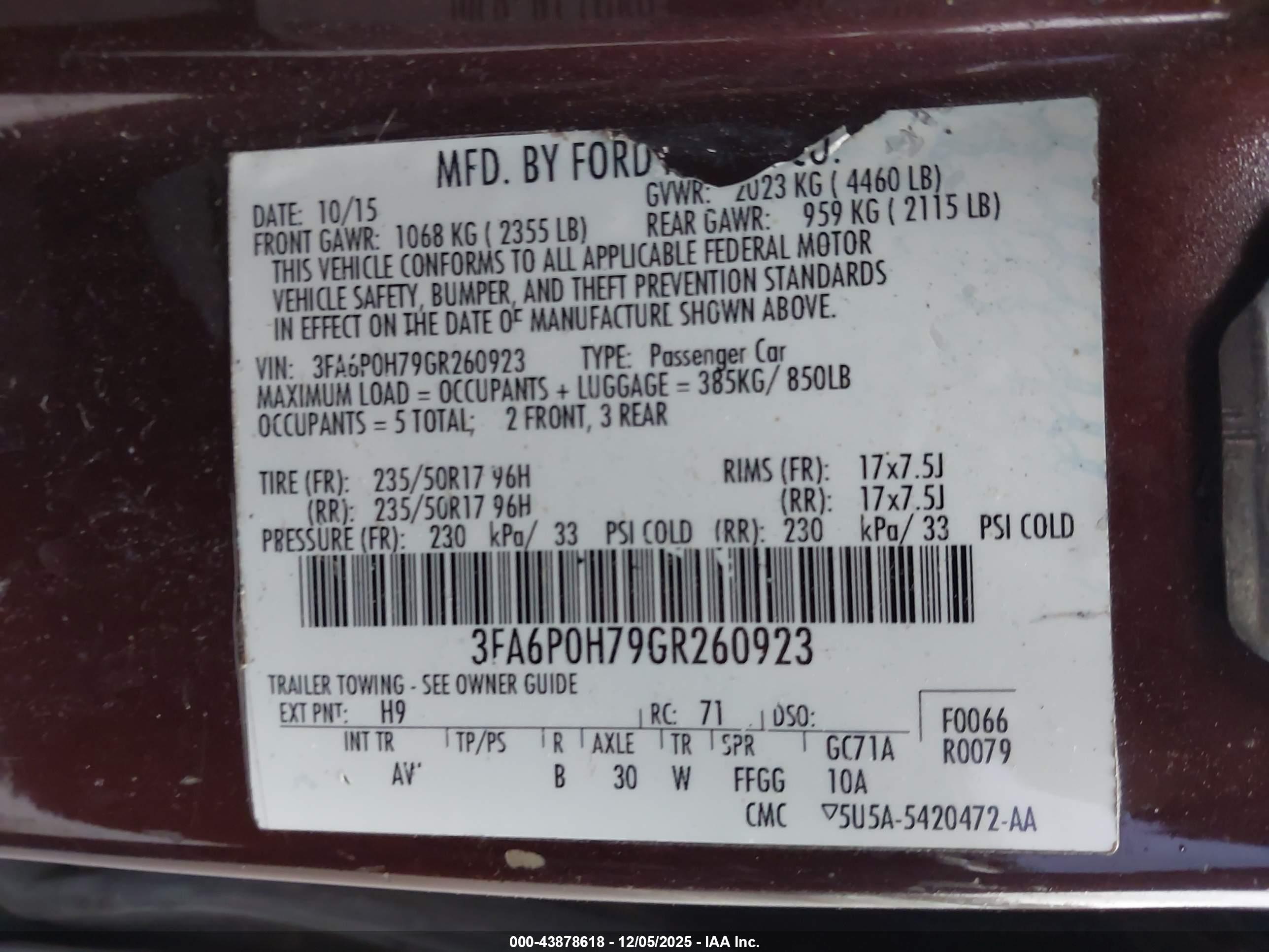 FORD FUSION image 9