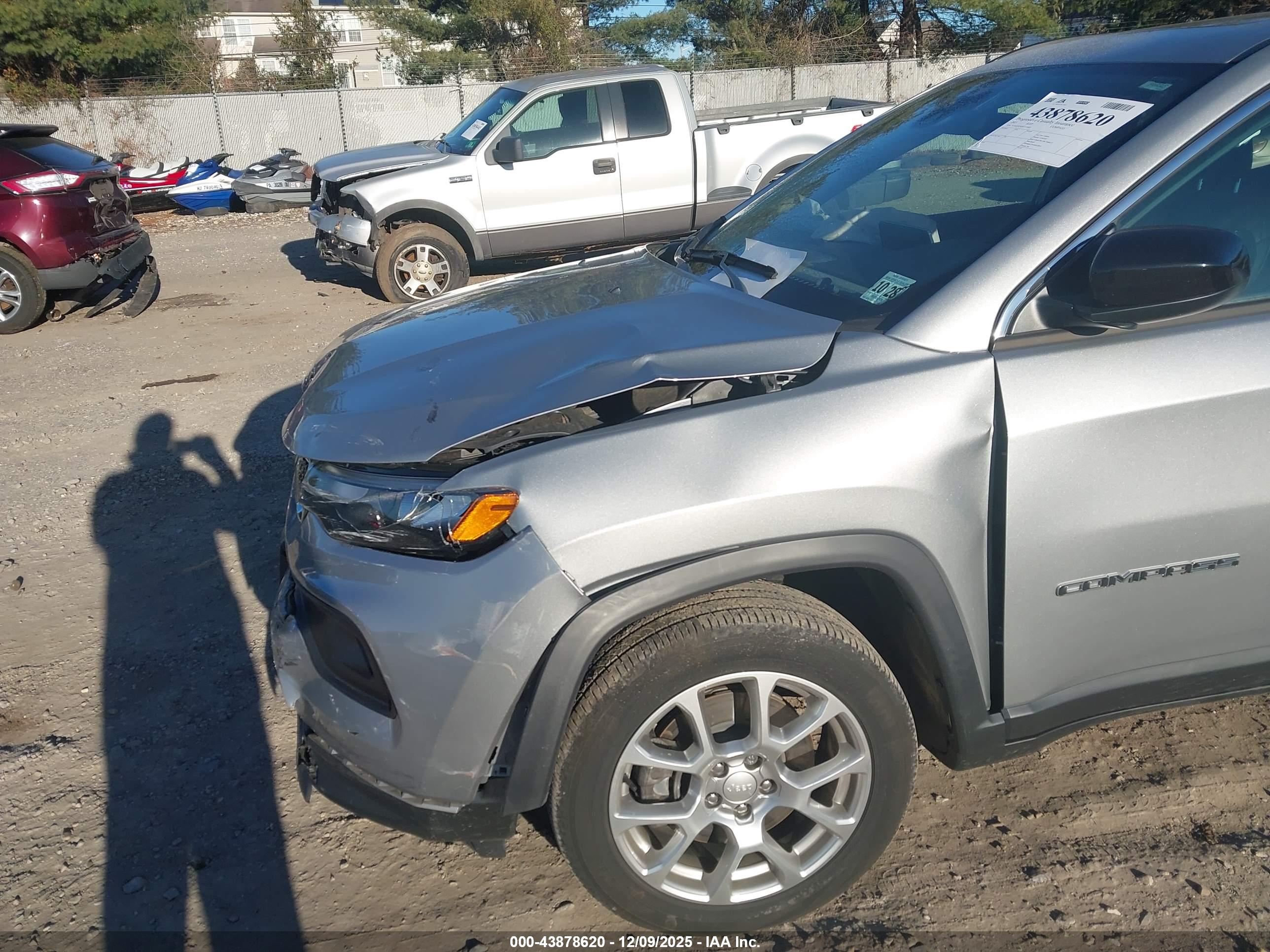 JEEP COMPASS image 6