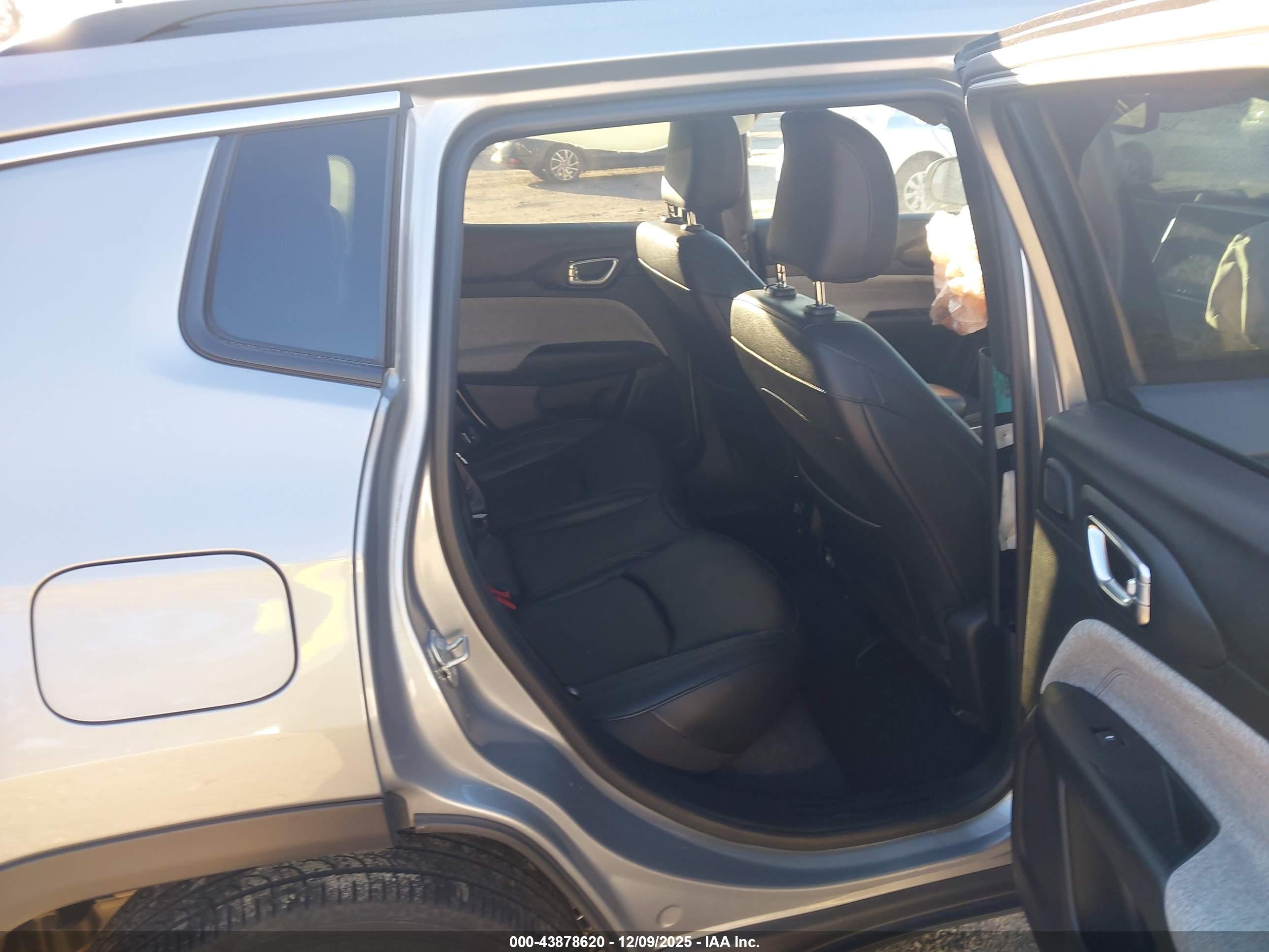 JEEP COMPASS image 8
