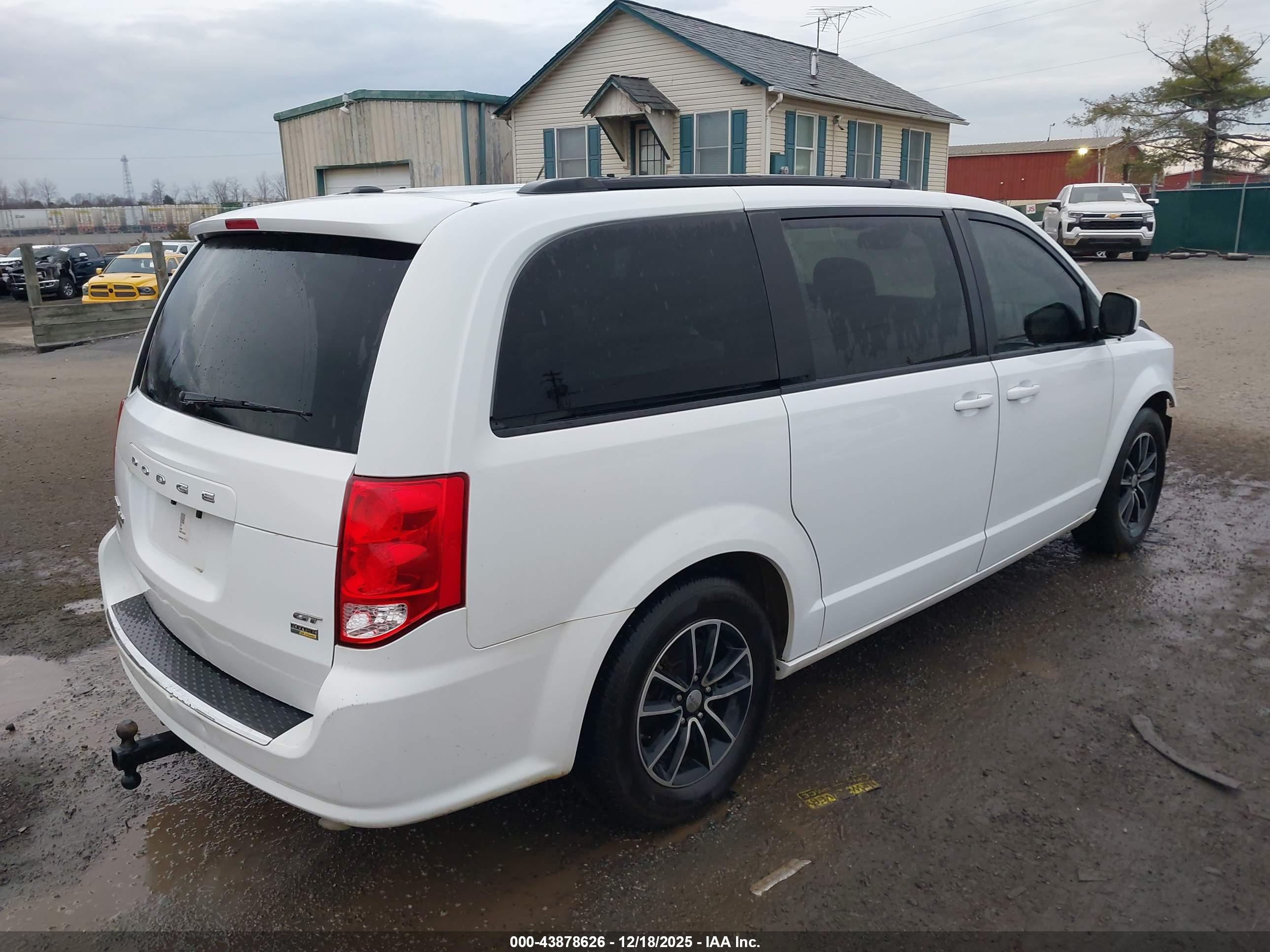 DODGE GRAND image 4