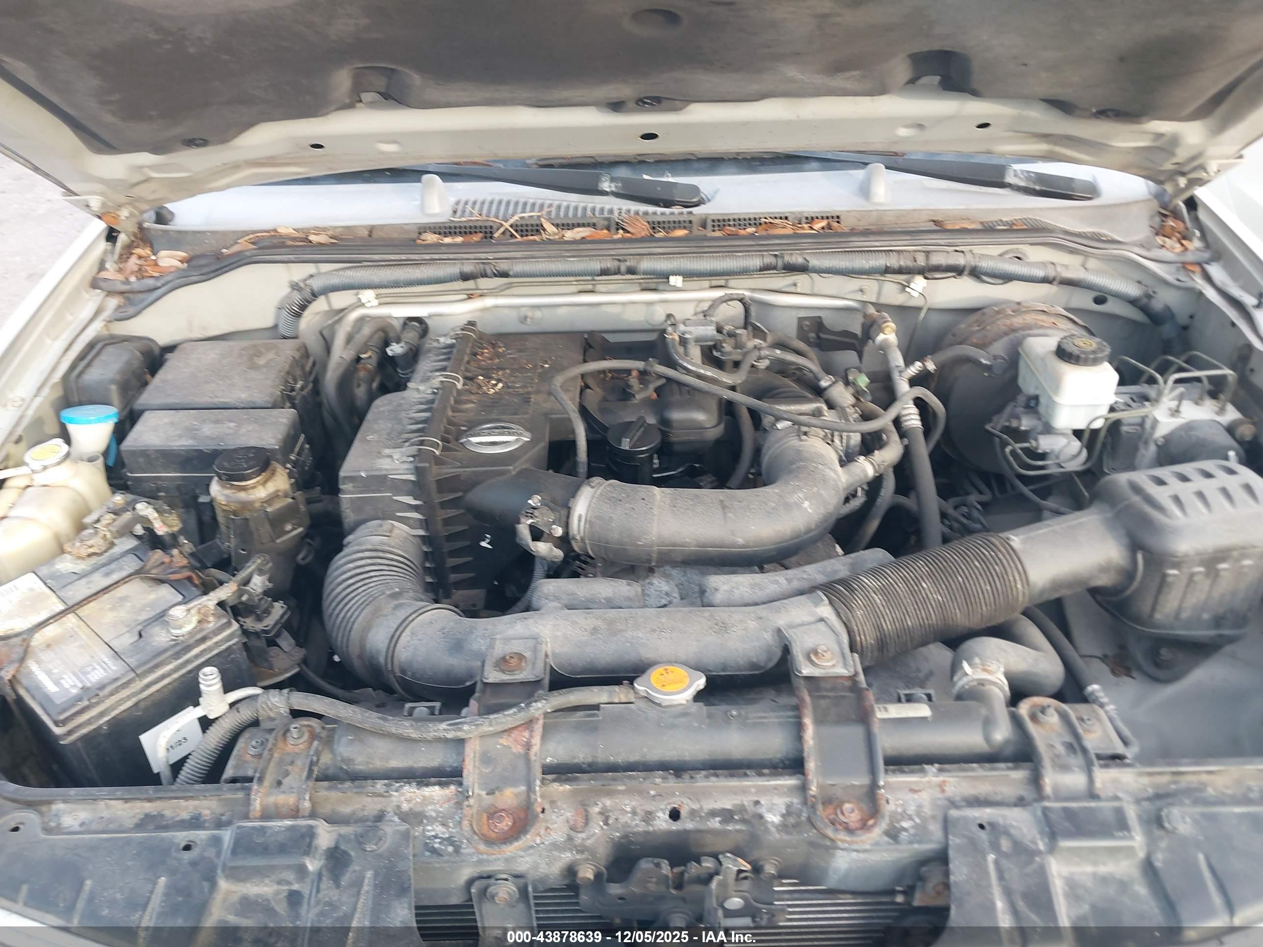 NISSAN FRONTIER image 10