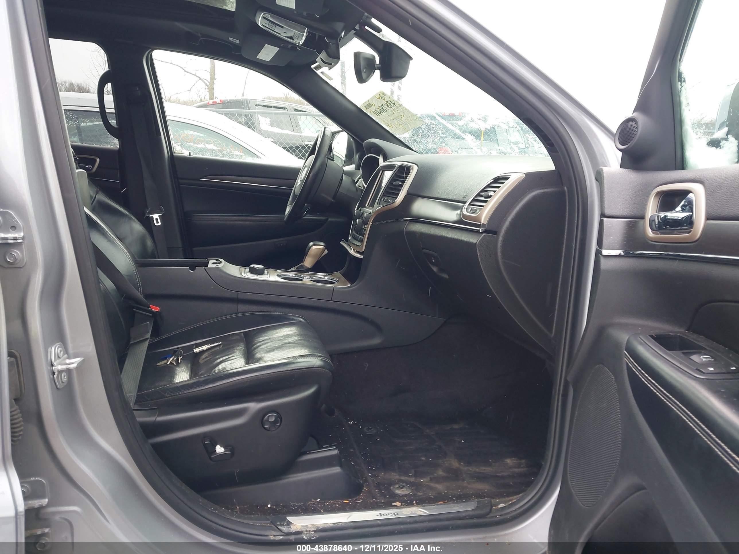 JEEP GRAND image 5