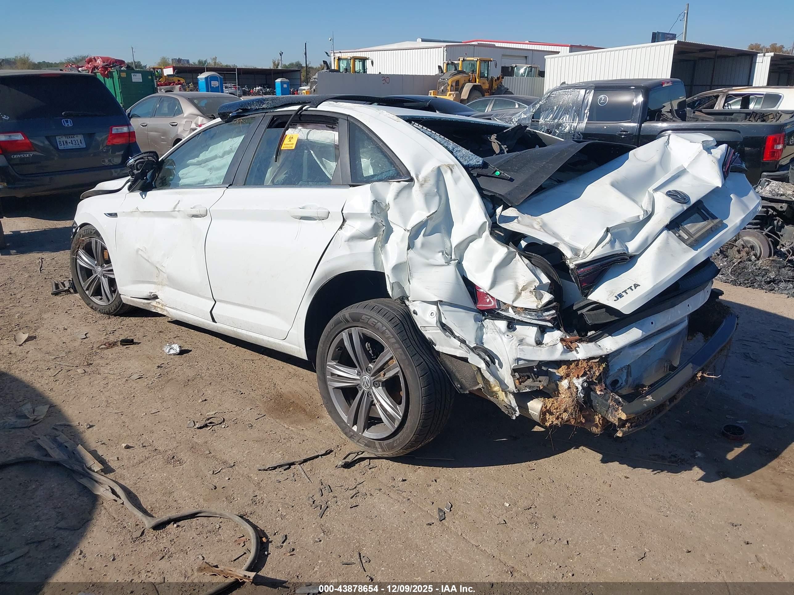 VOLKSWAGEN JETTA image 3