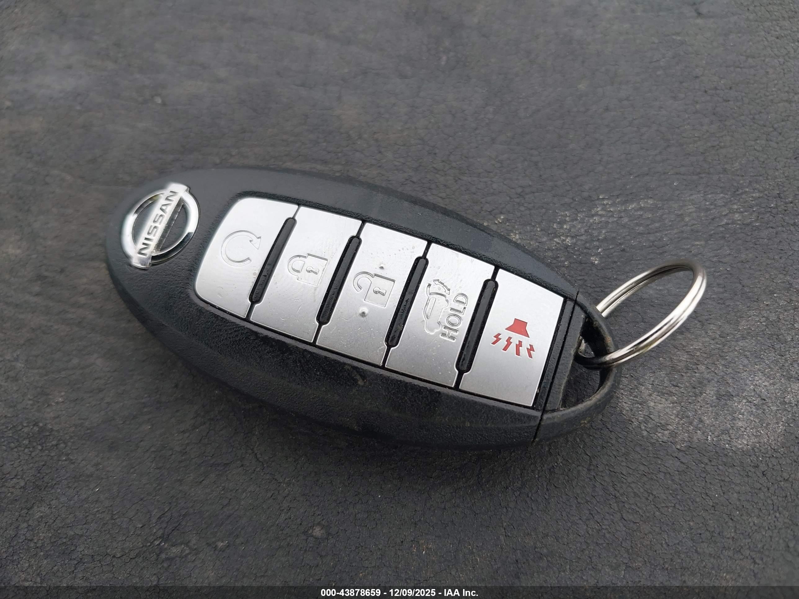 NISSAN MURANO image 11