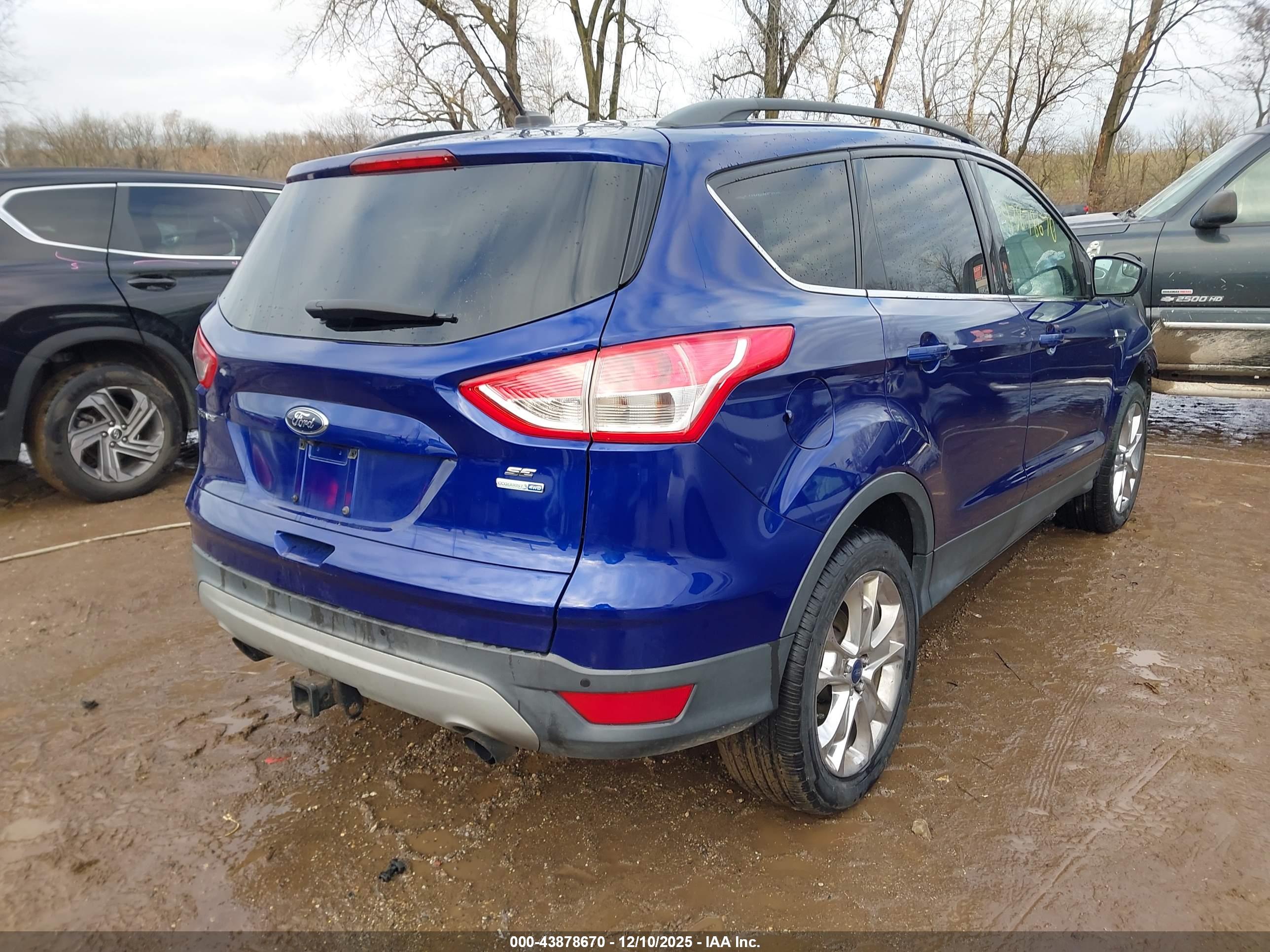 FORD ESCAPE image 4